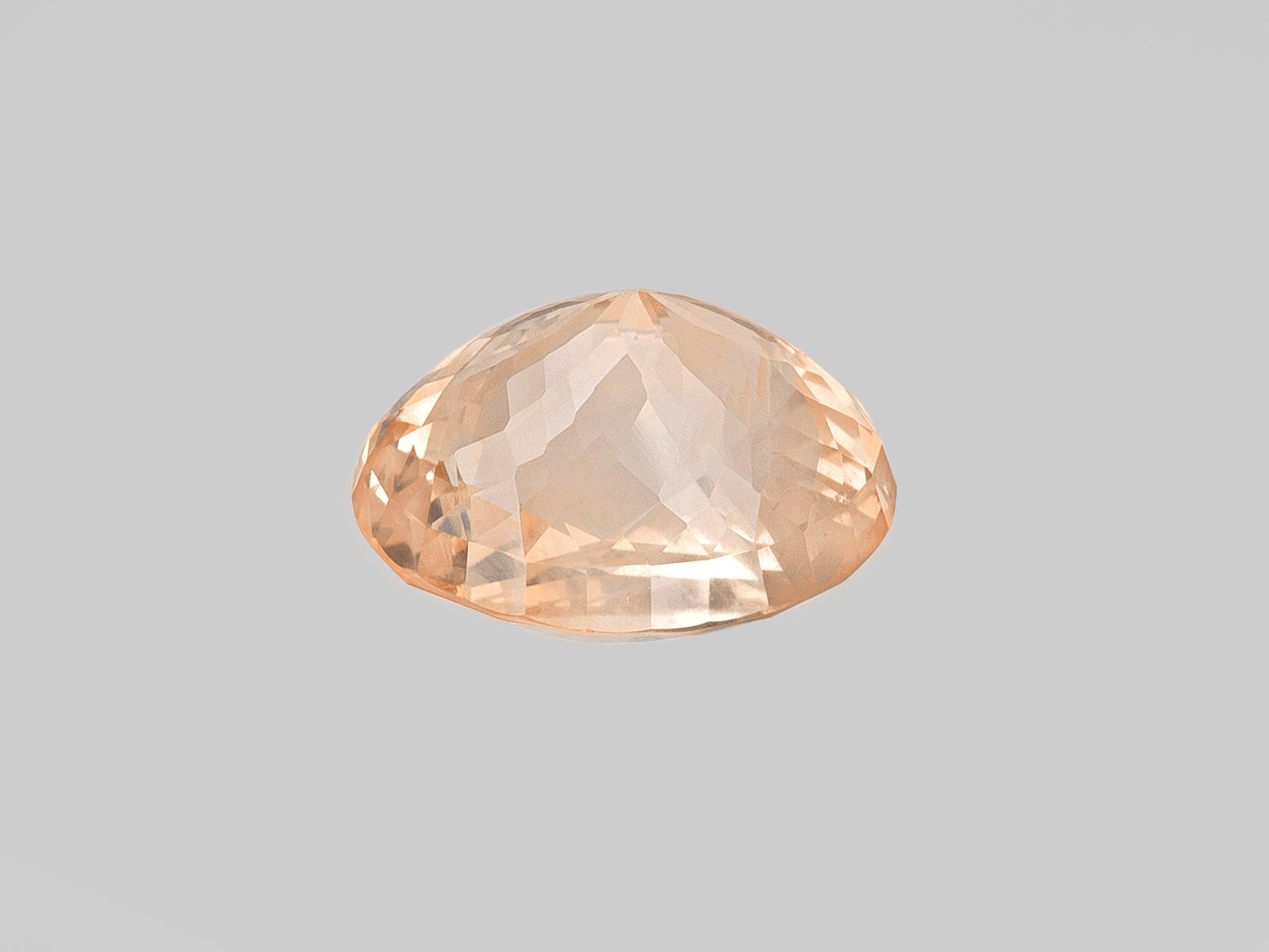 8802235-oval-lustrous-sunset-orange-with-slight-pinkish-hue-grs-sri-lanka-natural-padparadscha-14.48-ct