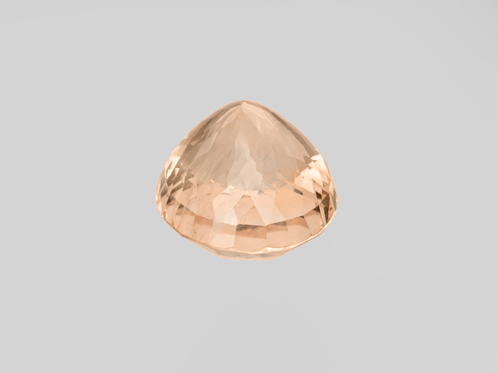 8802235-oval-lustrous-sunset-orange-with-slight-pinkish-hue-grs-sri-lanka-natural-padparadscha-14.48-ct