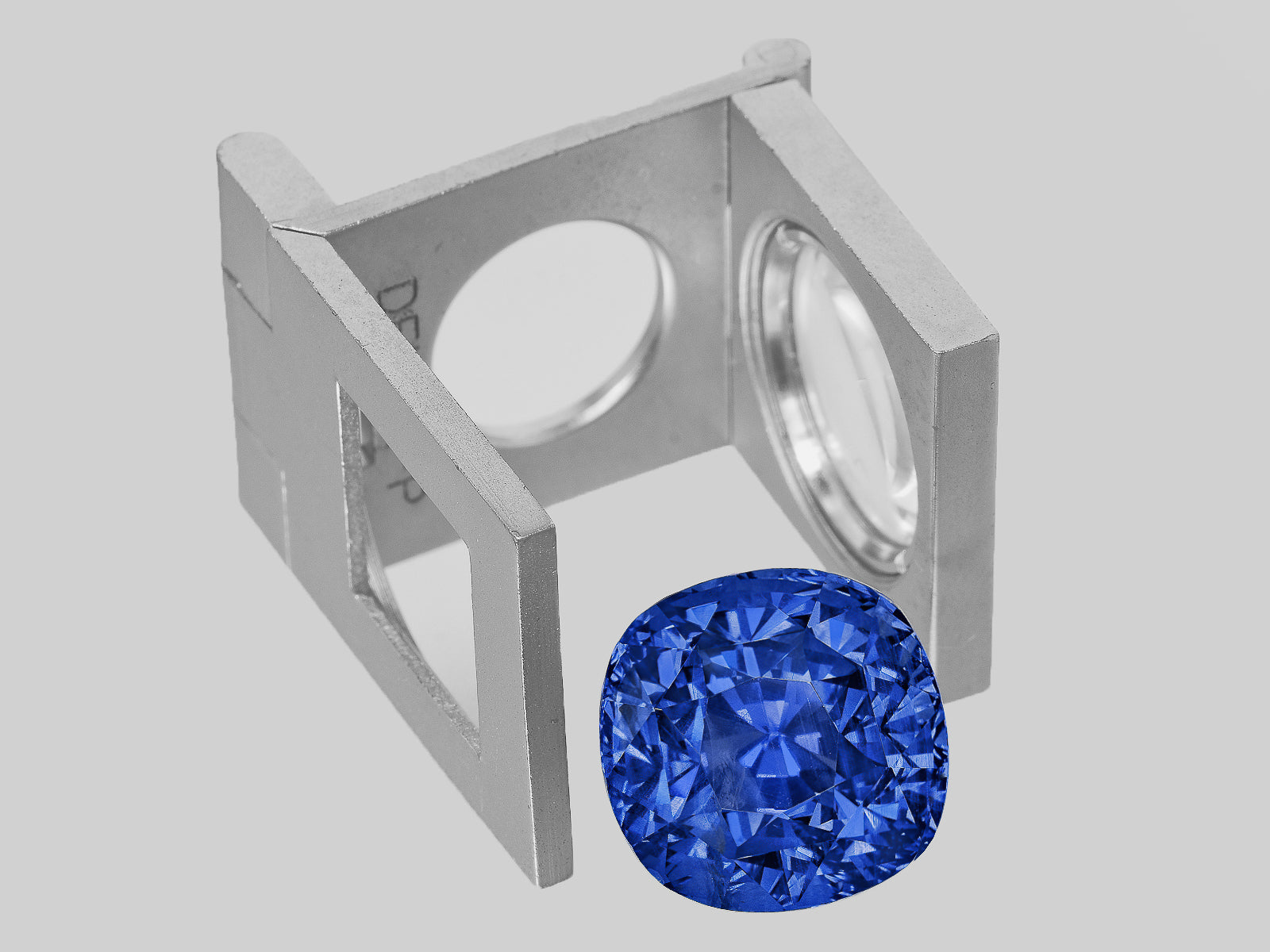 8802587-cushion-fiery-vivid-royal-blue-ssef-grs-sri-lanka-natural-blue-sapphire-27.66-ct