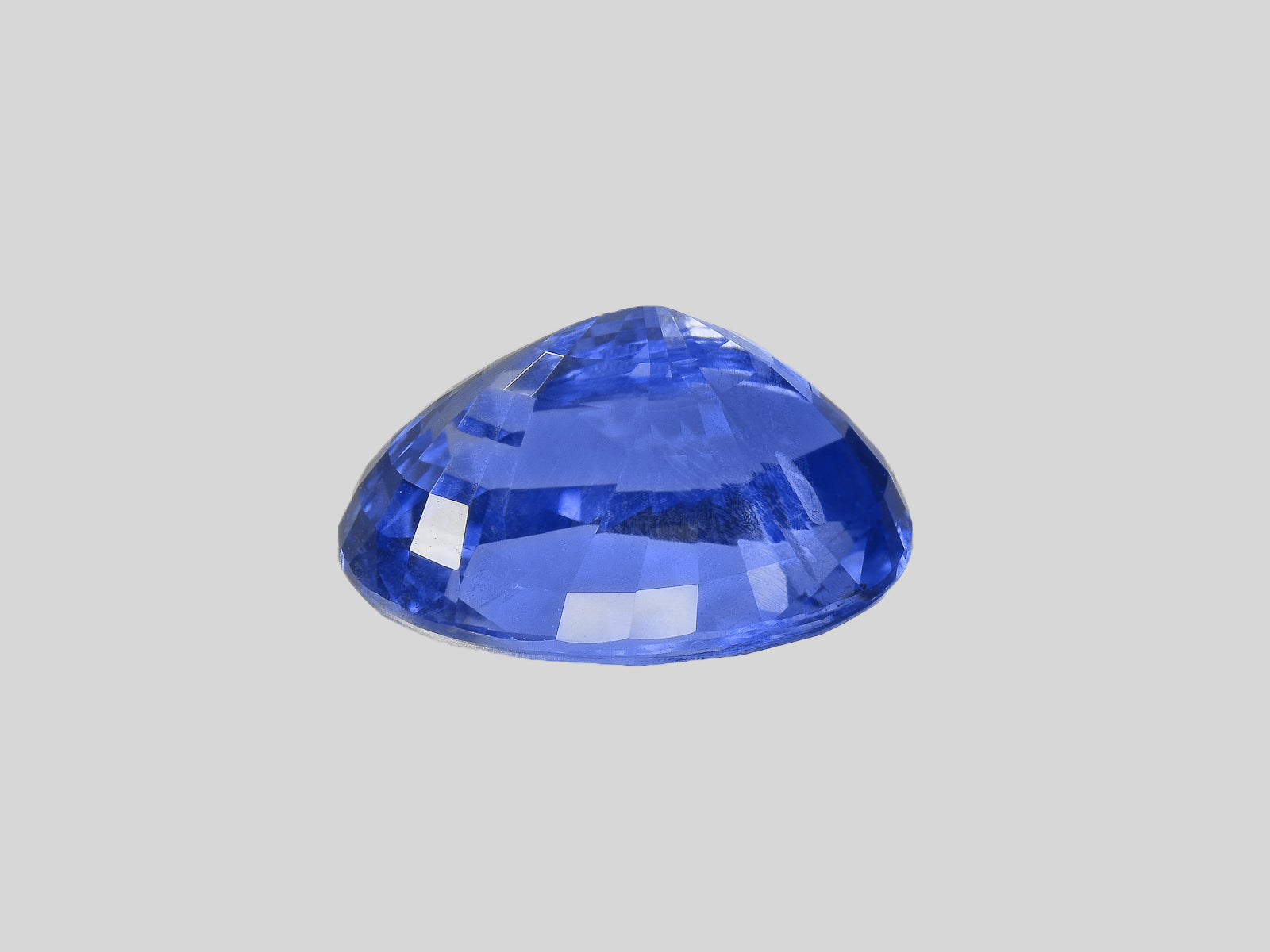 8802593-oval-lively-intense-blue-grs-sri-lanka-natural-blue-sapphire-10.78-ct