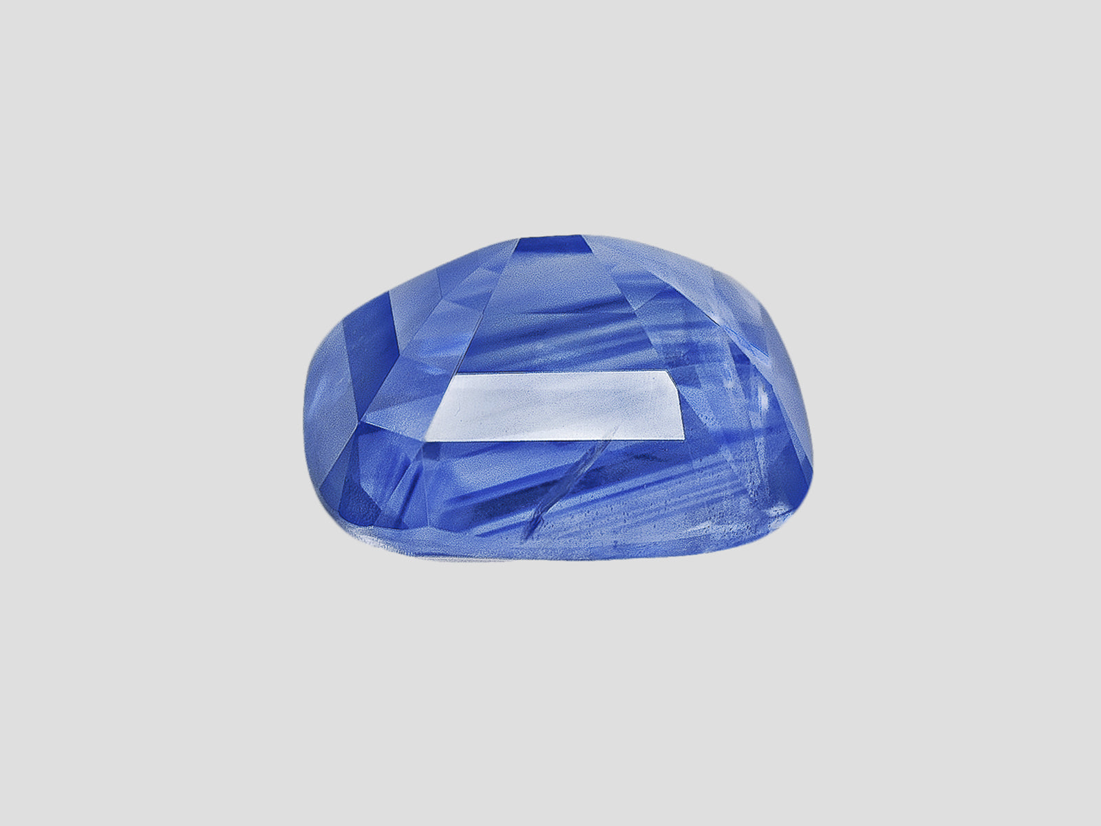 8802599-cushion-velvety-cornflower-blue-grs-sri-lanka-natural-blue-sapphire-6.37-ct