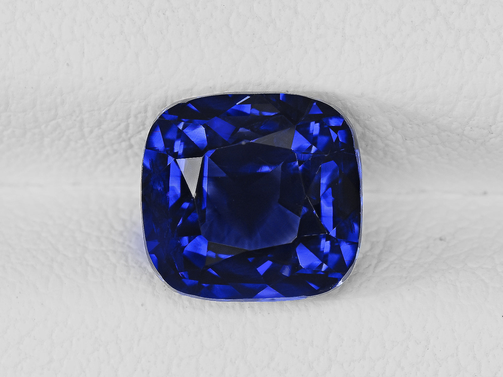 8802604-cushion-fiery-rich-royal-blue-ink-blue-grs-madagascar-natural-blue-sapphire-3.51-ct