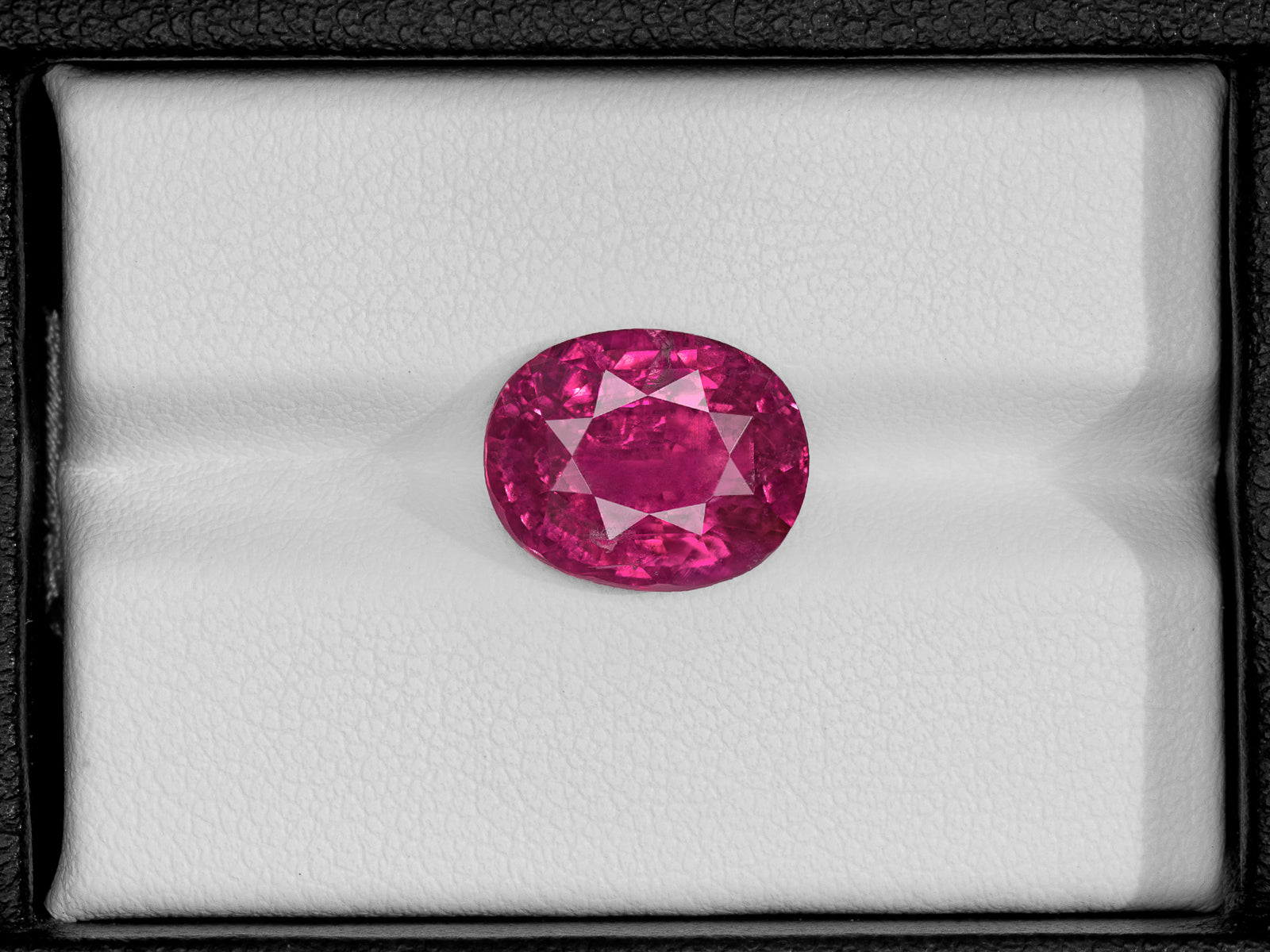 8802744-oval-fiery-vivid-purple-red-gia-afghanistan-natural-ruby-8.12-ct