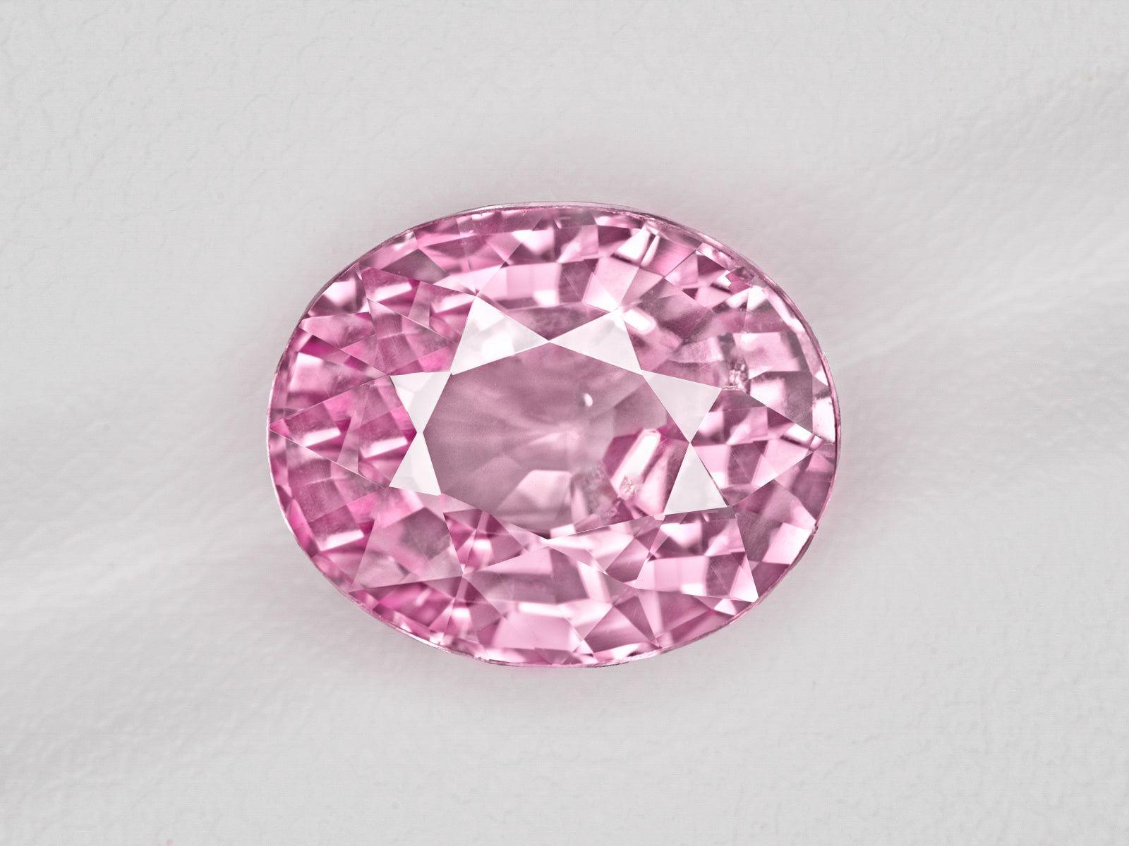 8803097-oval-lustrous-orangy-pink-grs-sri-lanka-natural-padparadscha-5.09-ct
