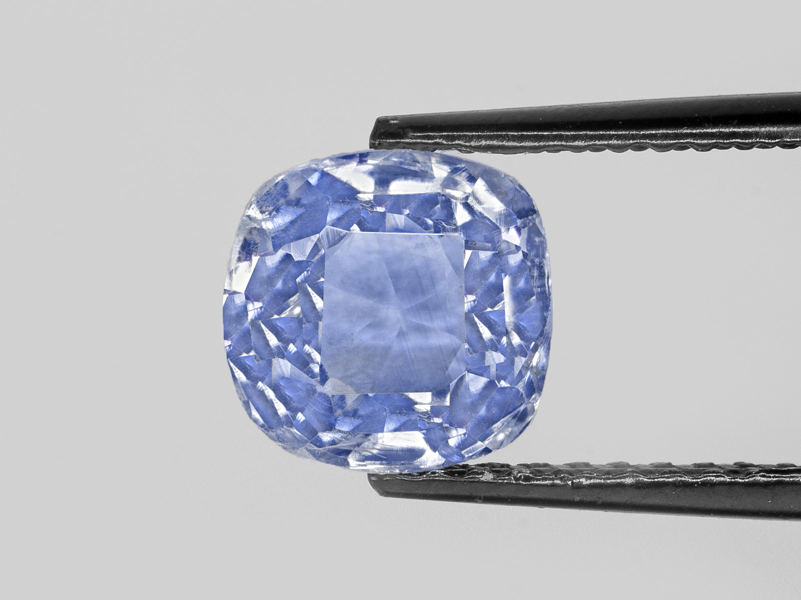 8802832-cushion-pastel-blue-gia-grs-igi-kashmir-natural-blue-sapphire-3.01-ct