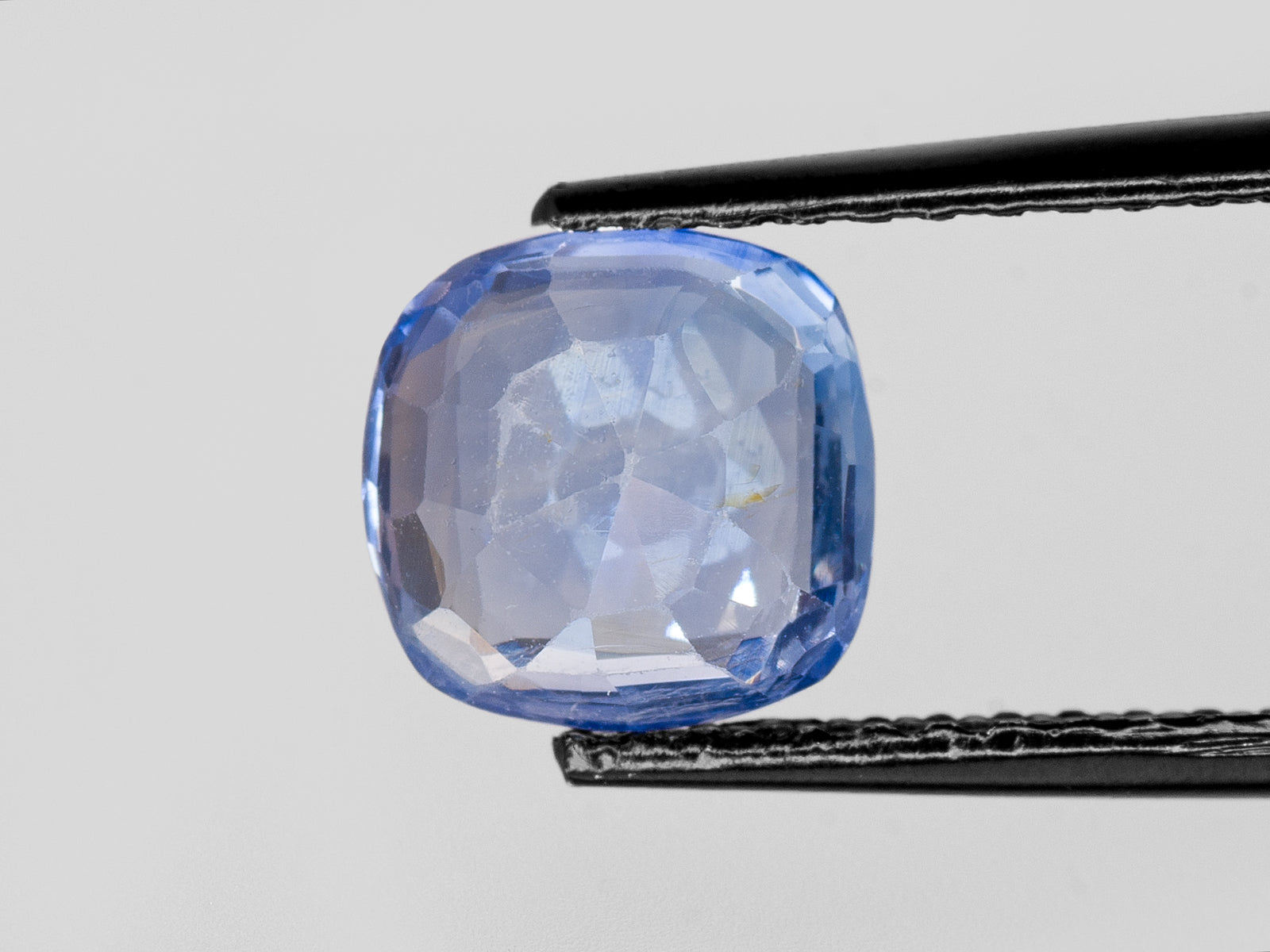 8802832-cushion-pastel-blue-gia-grs-igi-kashmir-natural-blue-sapphire-3.01-ct