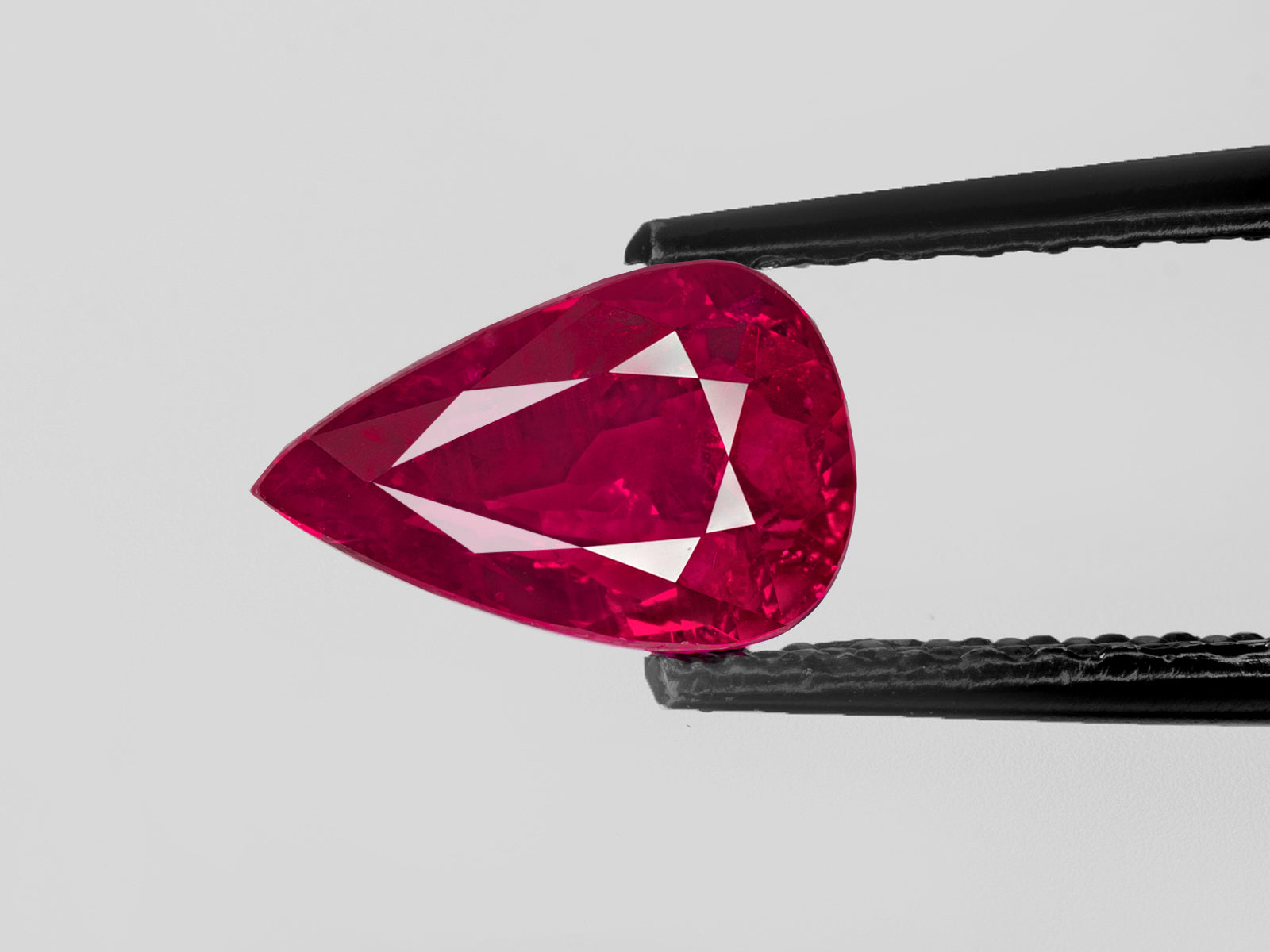 8802839-pear-fiery-deep-pinkish-red-grs-mozambique-natural-ruby-2.02-ct