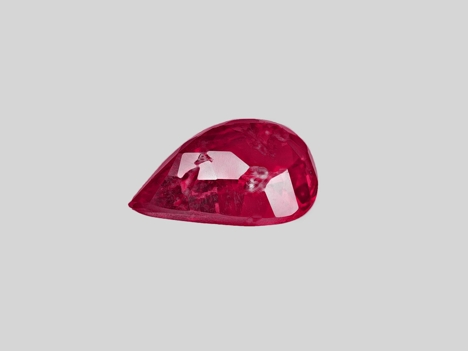 8802839-pear-fiery-deep-pinkish-red-grs-mozambique-natural-ruby-2.02-ct