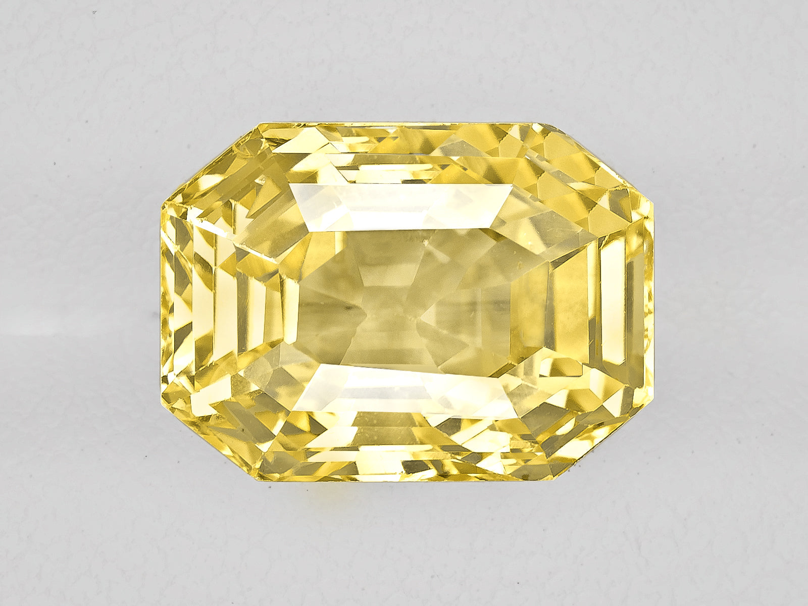 8802929-octagonal-lustrous-yellow-sri-lanka-natural-yellow-sapphire-8.15-ct