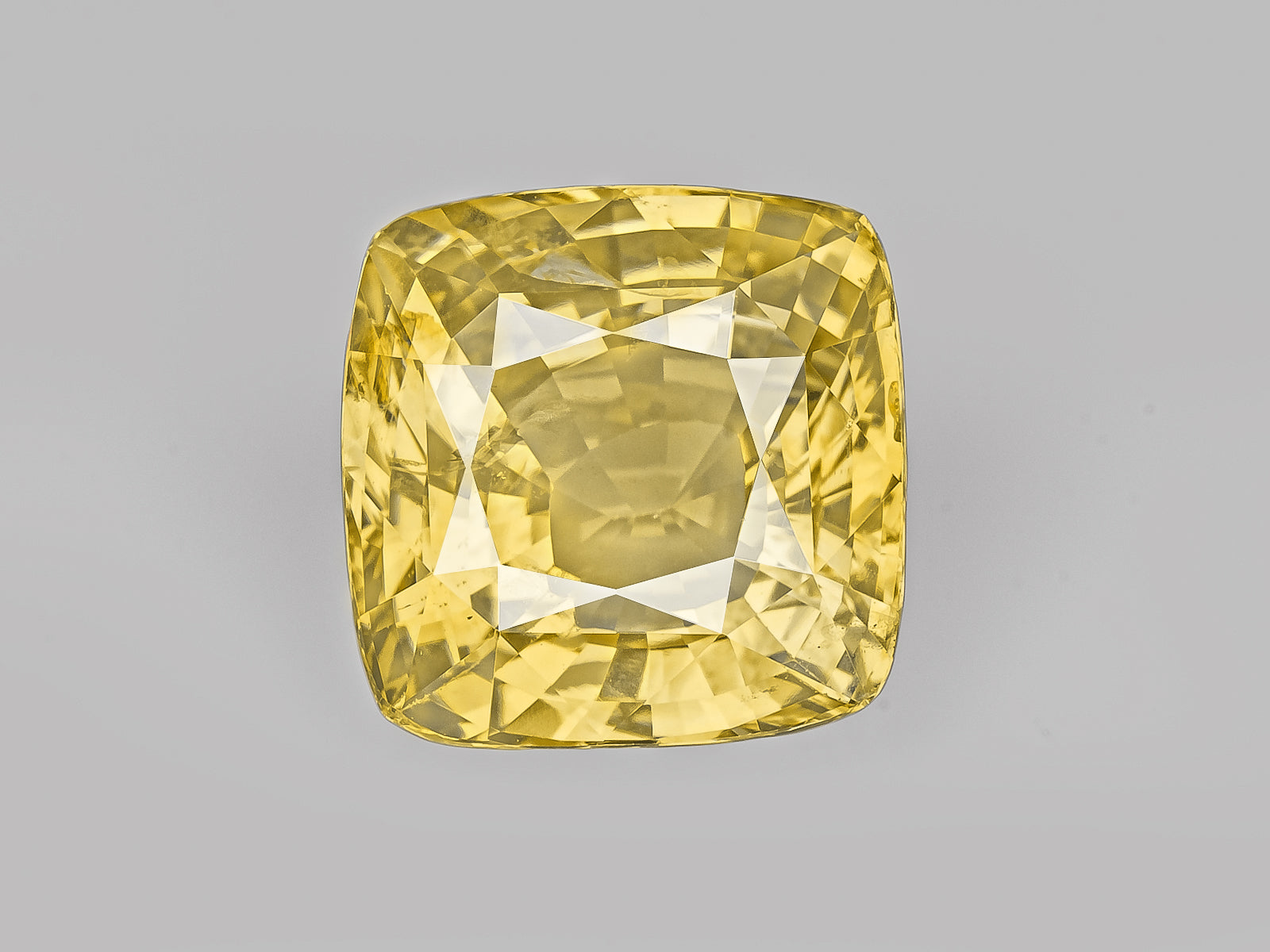 8802932-cushion-lustrous-intense-yellow-sri-lanka-natural-yellow-sapphire-5.19-ct