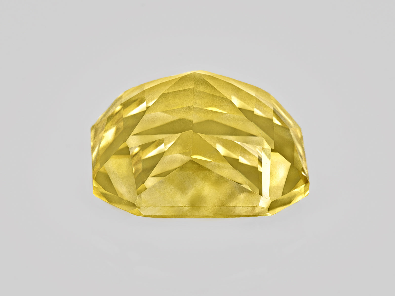 8802938-octagonal-velvety-intense-yellow-gii-sri-lanka-natural-yellow-sapphire-7.62-ct