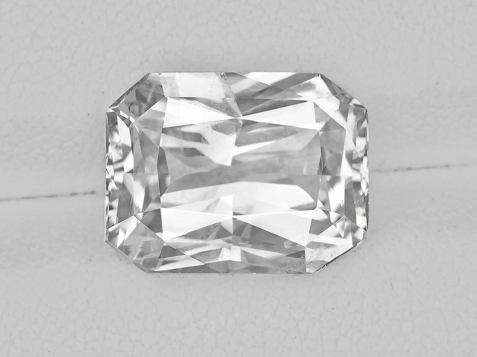 8802939-octagonal-colorless-sri-lanka-natural-white-sapphire-8.55-ct