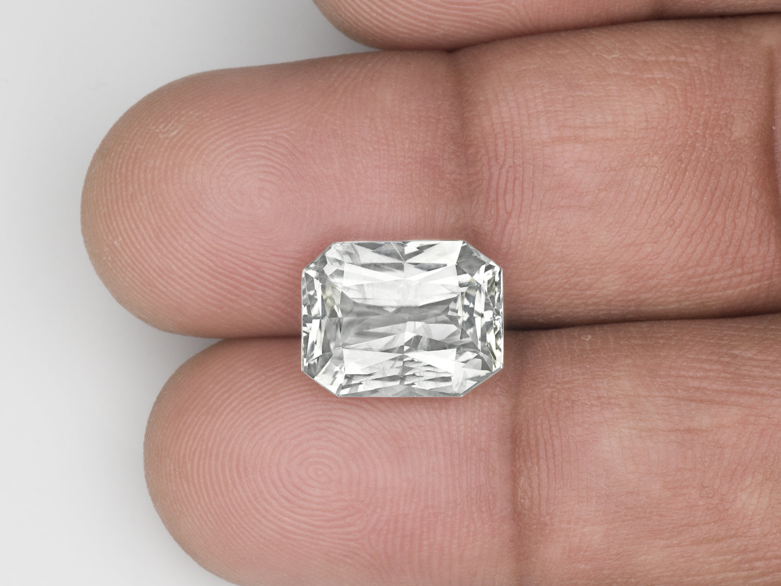 8802939-octagonal-colorless-sri-lanka-natural-white-sapphire-8.55-ct