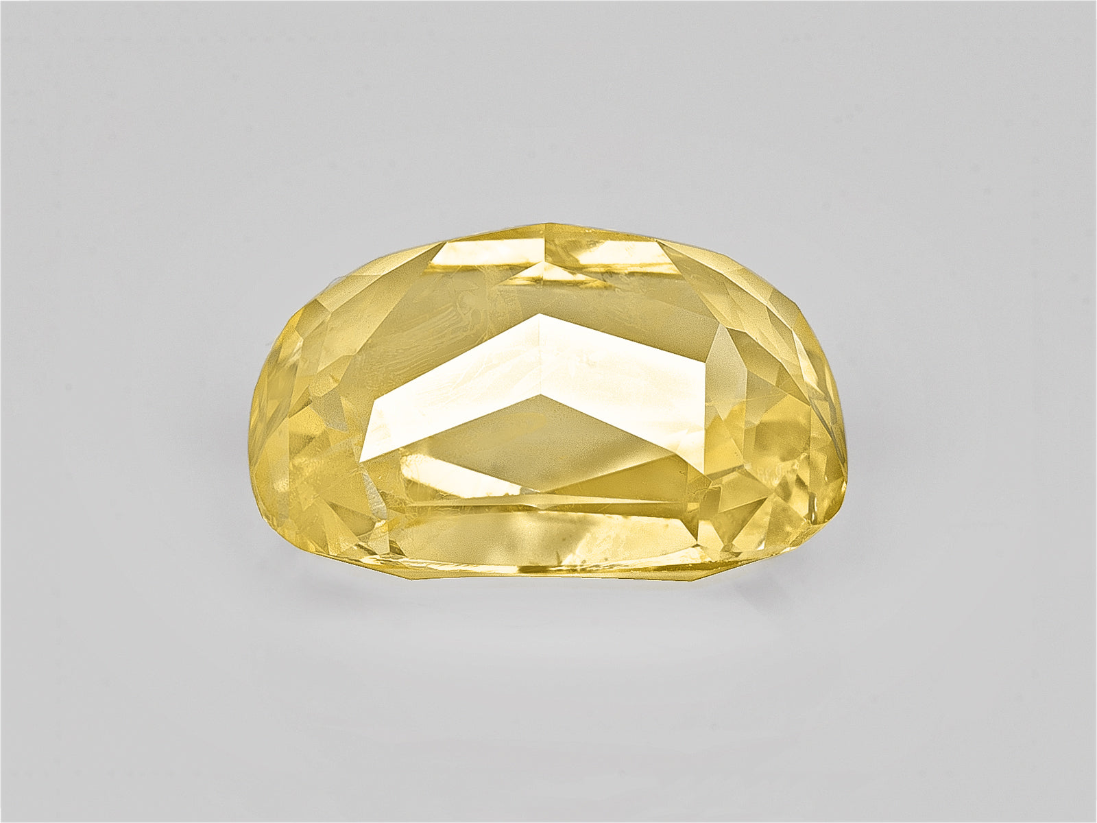 8802942-cushion-lustrous-yellow-sri-lanka-natural-yellow-sapphire-10.60-ct