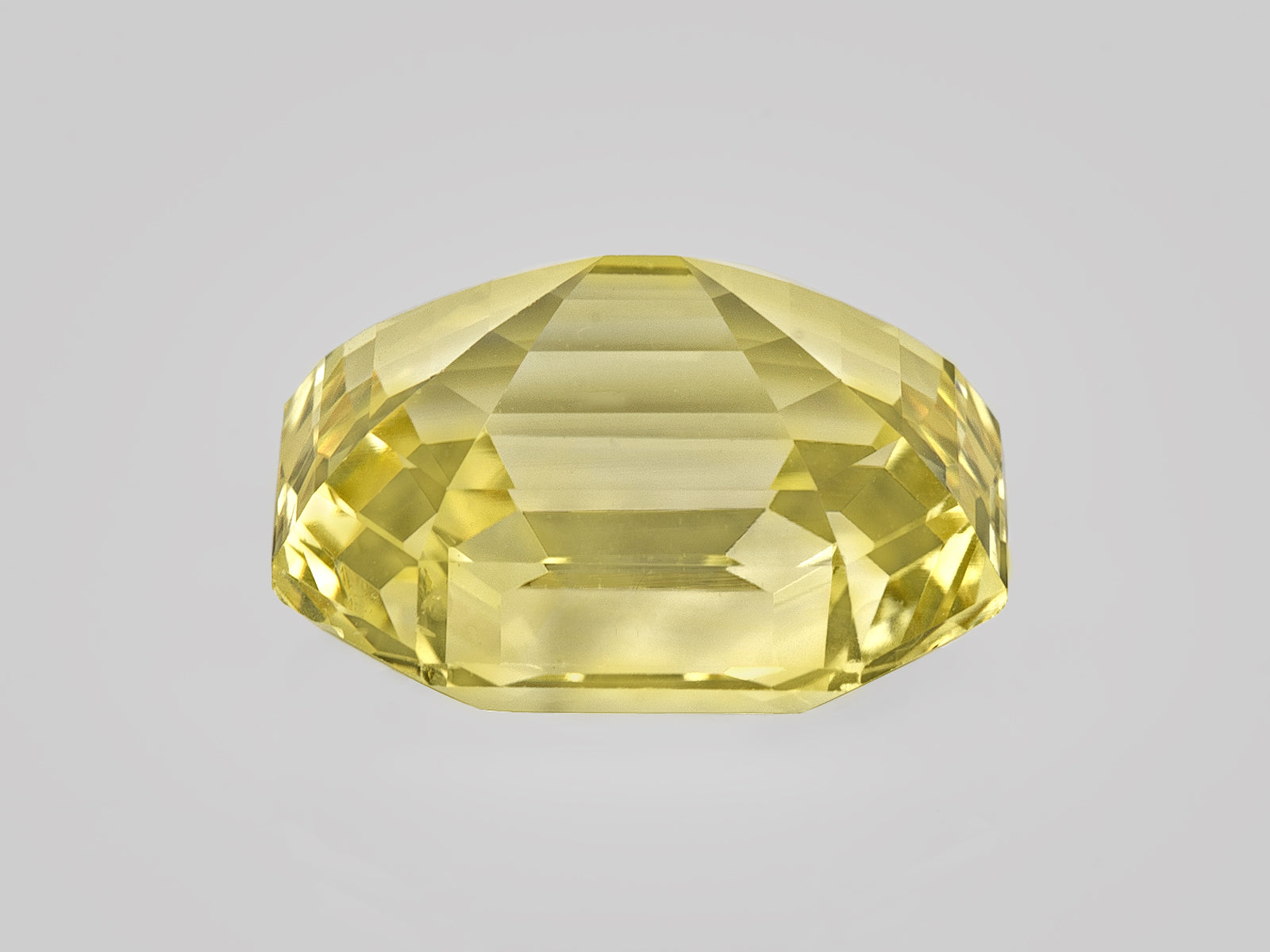8802945-octagonal-lustrous-soft-yellow-sri-lanka-natural-yellow-sapphire-12.85-ct