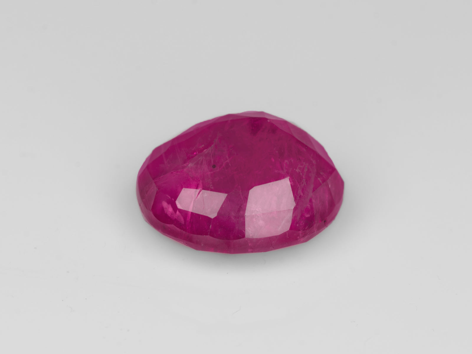 8802968-oval-deep-purplish-pink-gia-burma-natural-pink-sapphire-5.03-ct