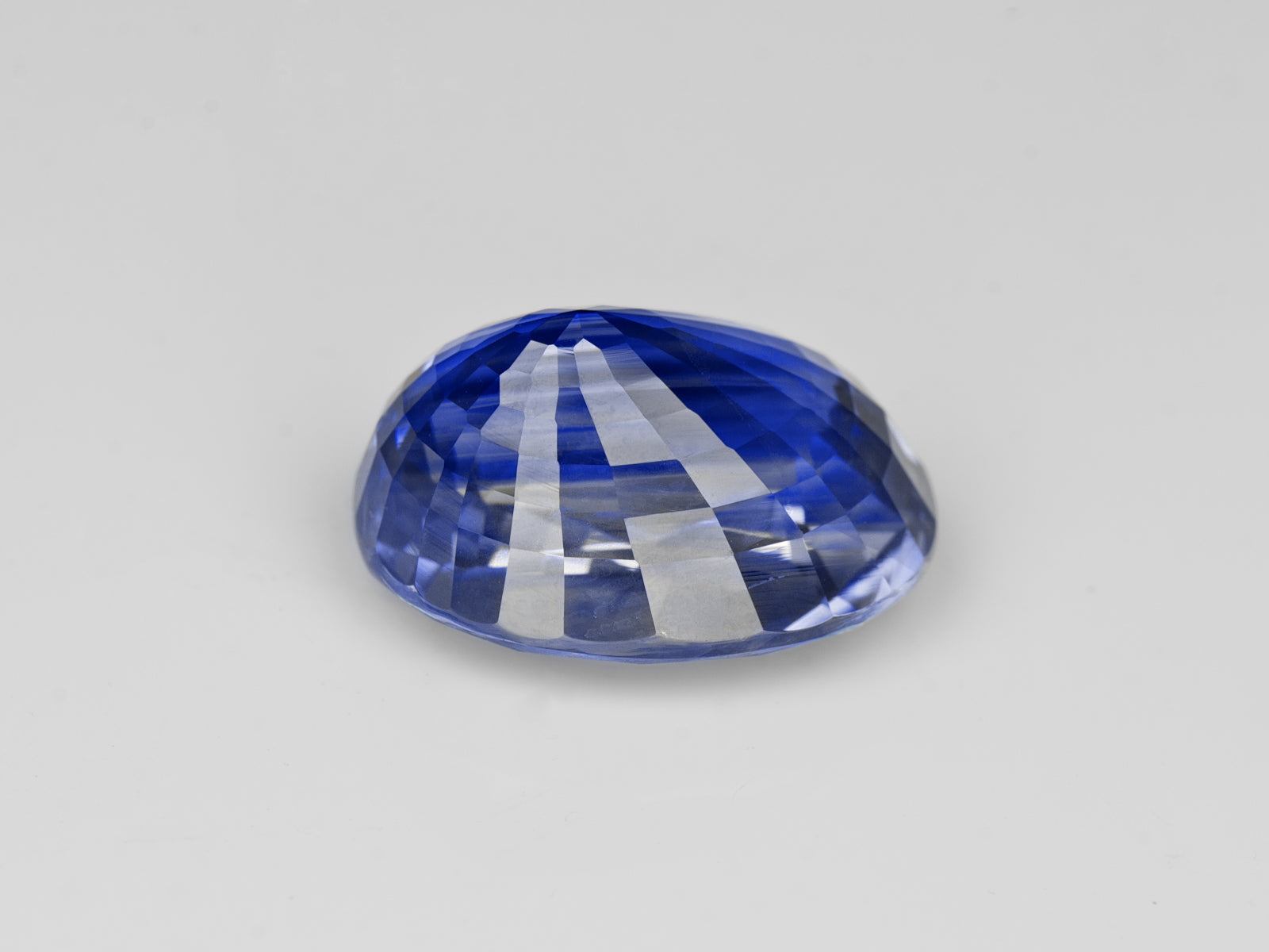 8802969-oval-intense-royal-blue-ink-blue-grs-sri-lanka-natural-blue-sapphire-15.69-ct