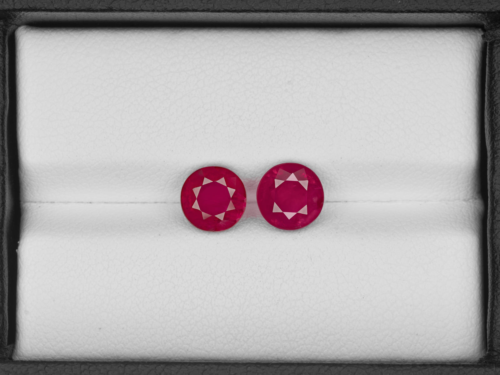 8802970-round-rich-pinkish-red-gia-burma-natural-ruby-3.35-ct