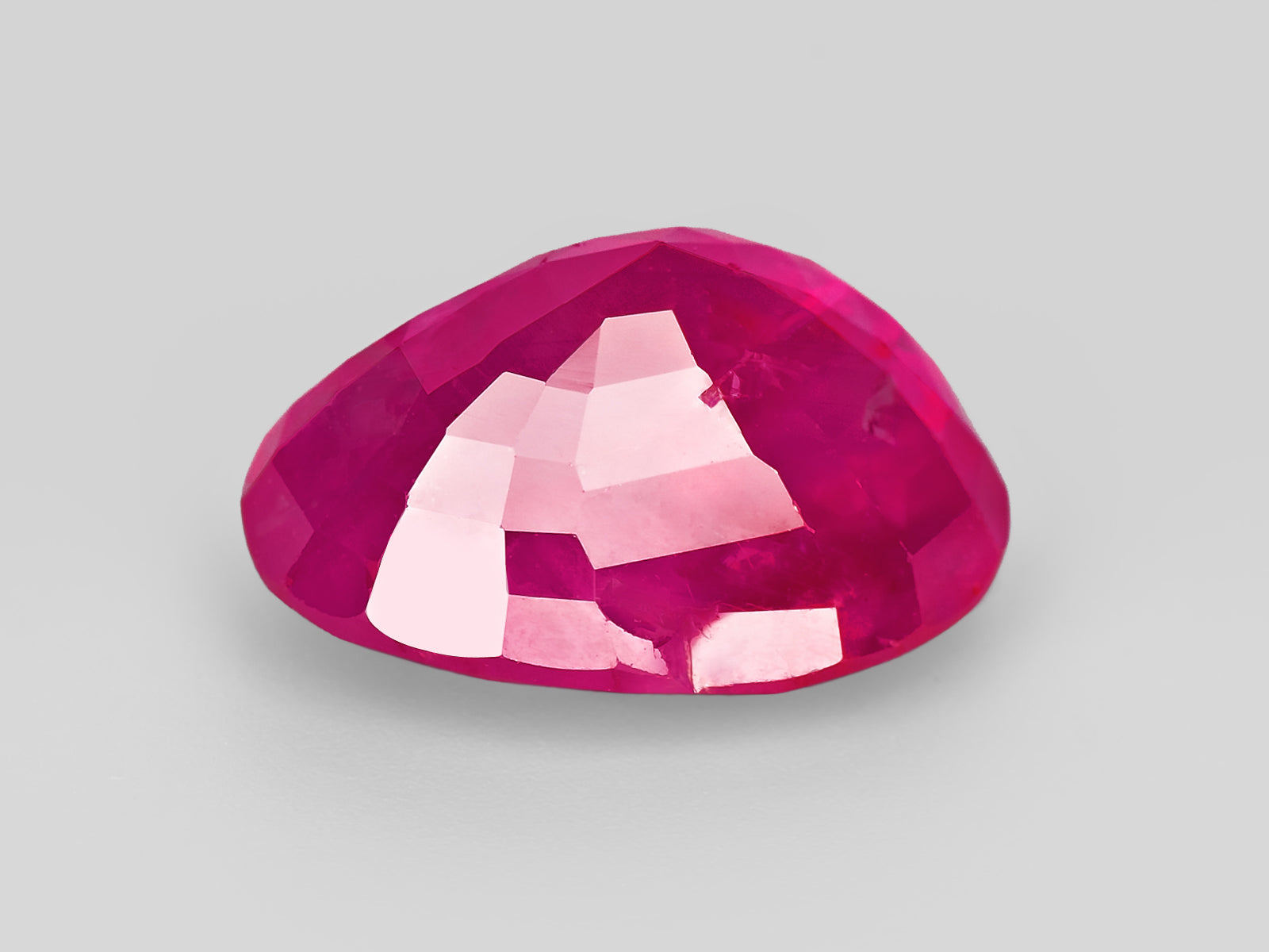 8802958-oval-rich-velvety-pink-red-grs-burma-natural-ruby-7.68-ct