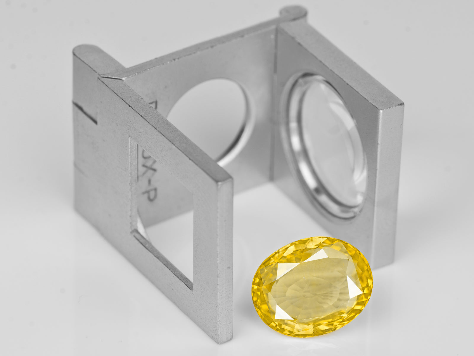 8802964-oval-deep-yellow-gia-sri-lanka-natural-yellow-sapphire-6.40-ct