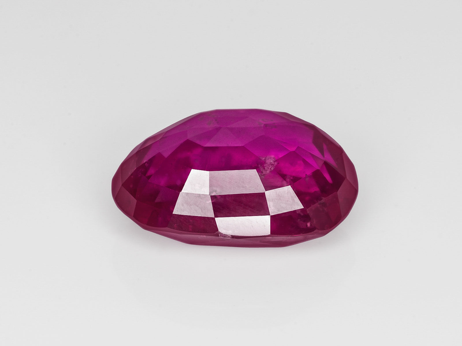 8803114-oval-rich-pinkish-purple-gia-burma-natural-other-fancy-sapphire-4.41-ct