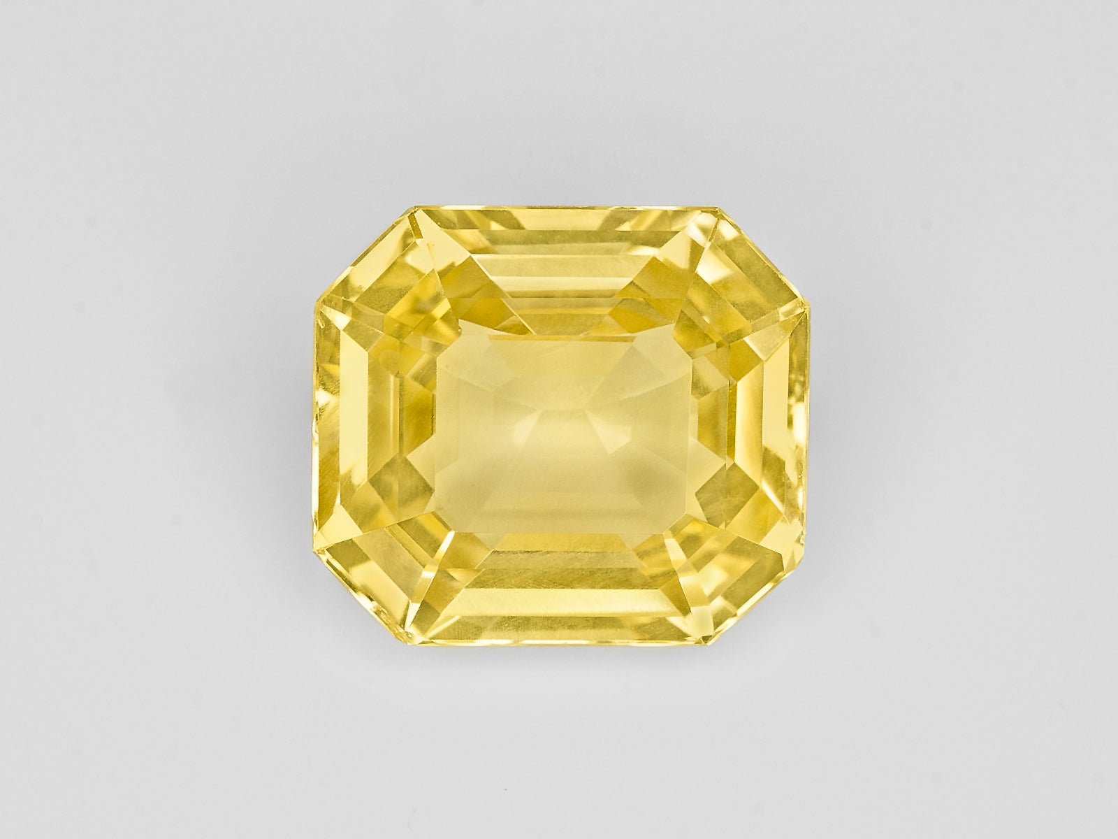 8802979-octagonal-medium-yellow-gii-sri-lanka-natural-yellow-sapphire-5.45-ct