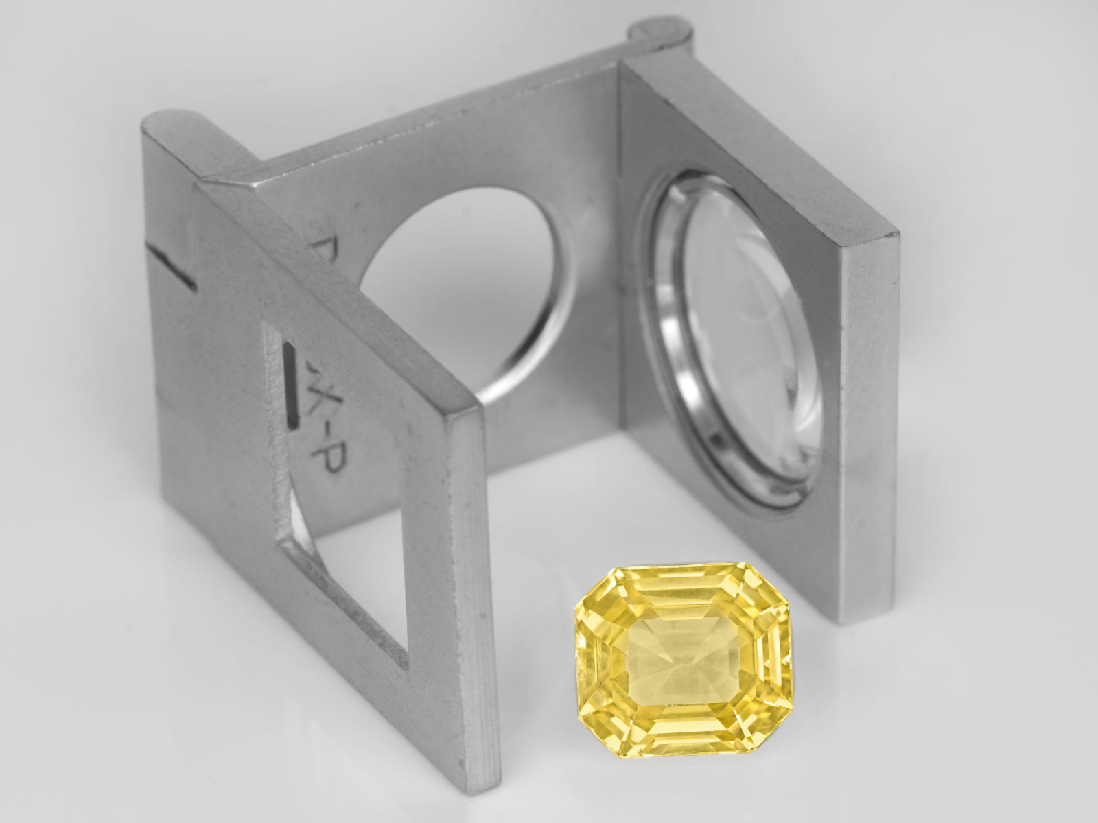 8802979-octagonal-medium-yellow-gii-sri-lanka-natural-yellow-sapphire-5.45-ct