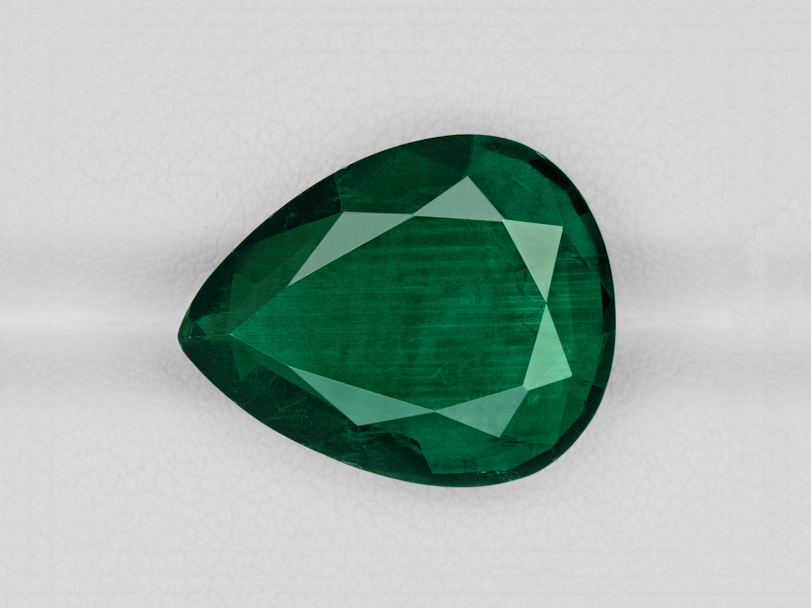 8802994-pear-deep-royal-green-brazil-natural-emerald-13.00-ct