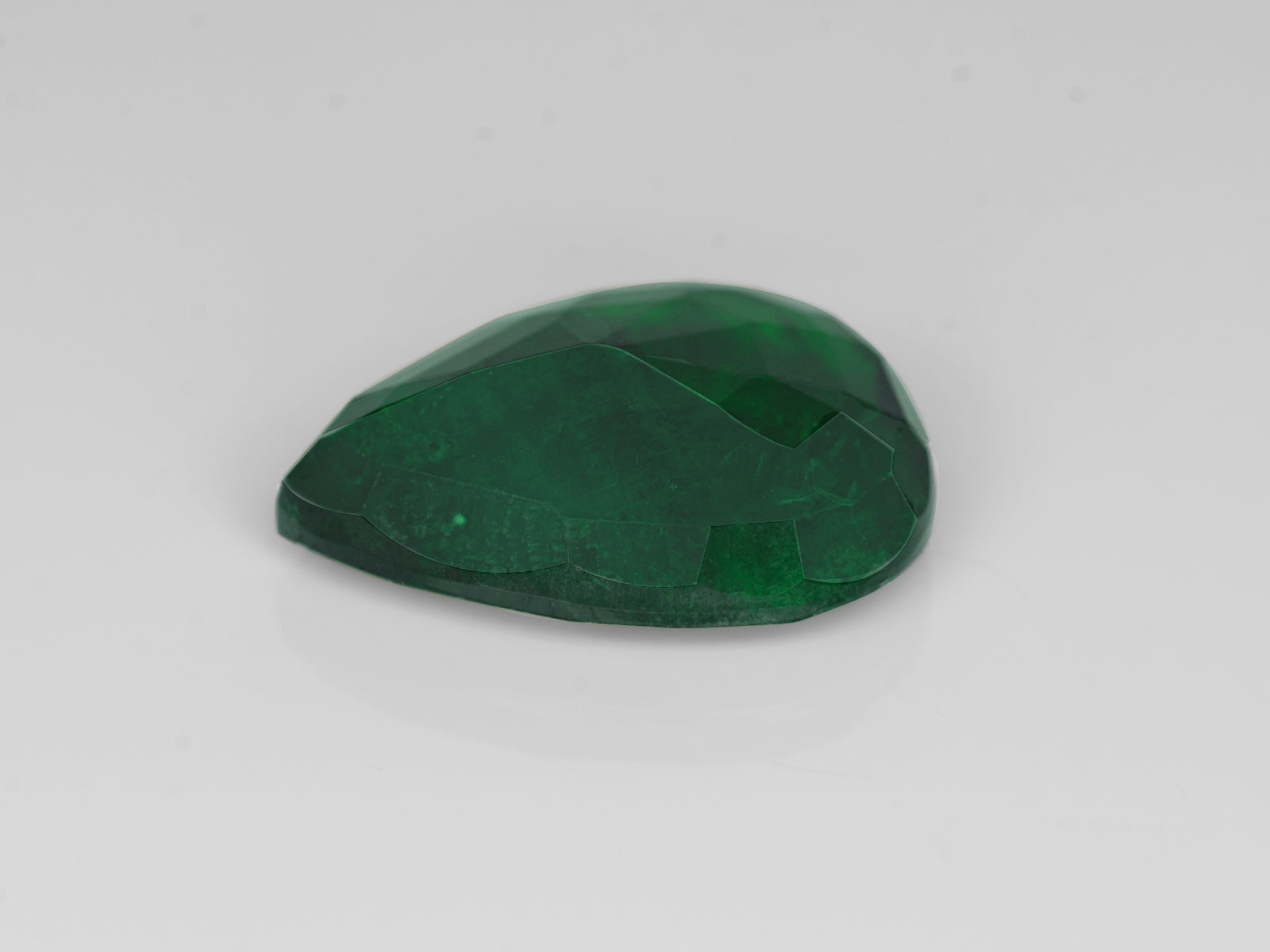 8802994-pear-deep-royal-green-brazil-natural-emerald-13.00-ct