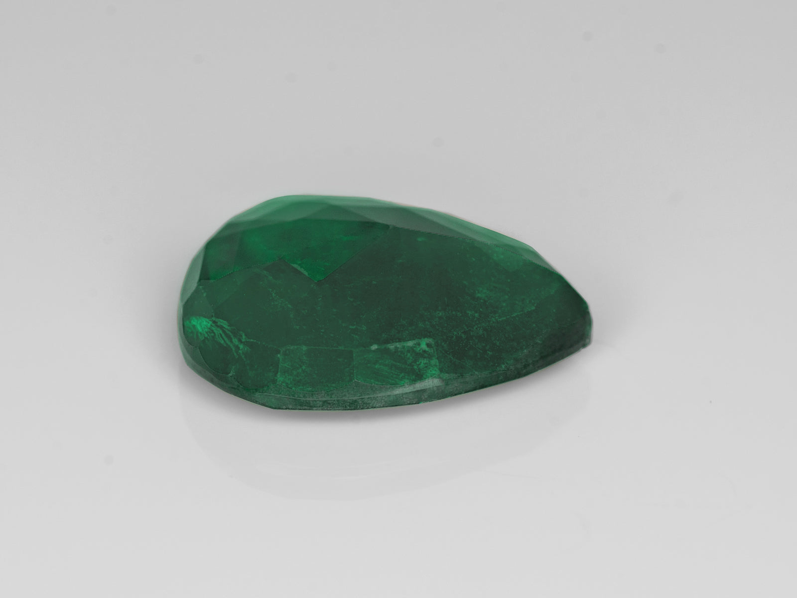 8802994-pear-deep-royal-green-brazil-natural-emerald-13.00-ct