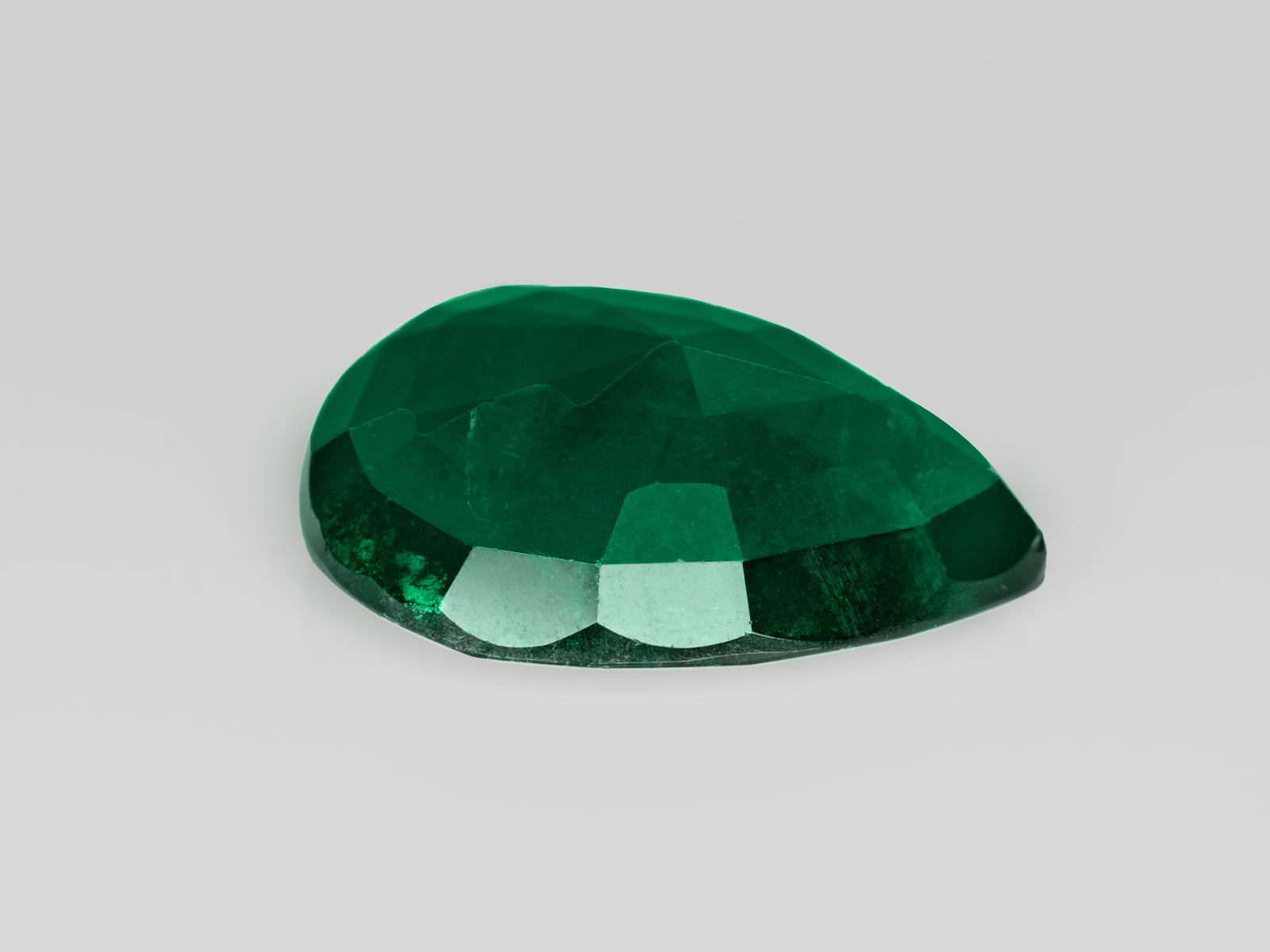 8802995-pear-deep-royal-green-brazil-natural-emerald-12.41-ct