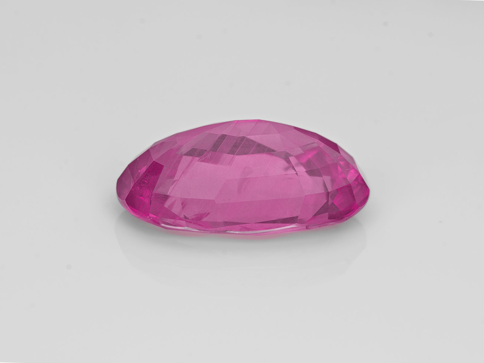8802985-oval-velvety-intense-pink-grs-burma-natural-pink-sapphire-10.40-ct