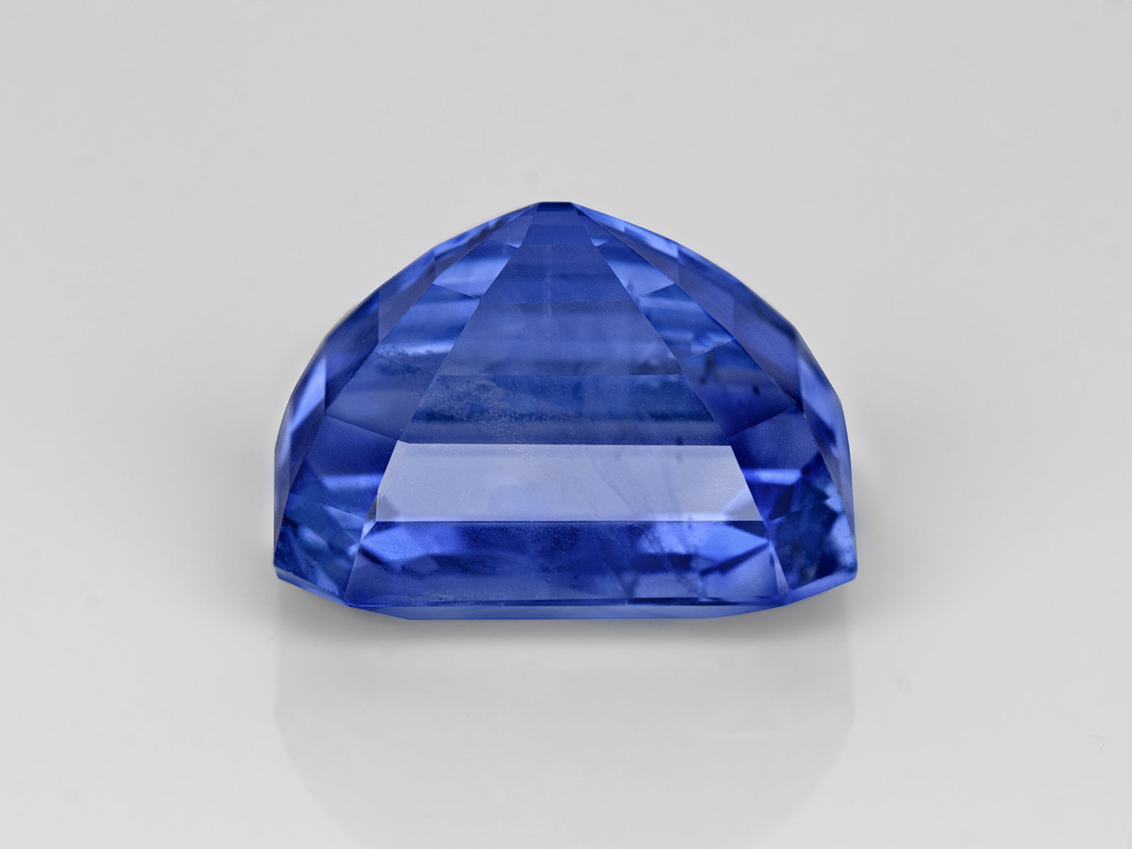 8803001-octagonal-fiery-vivid-blue-grs-sri-lanka-natural-blue-sapphire-9.12-ct