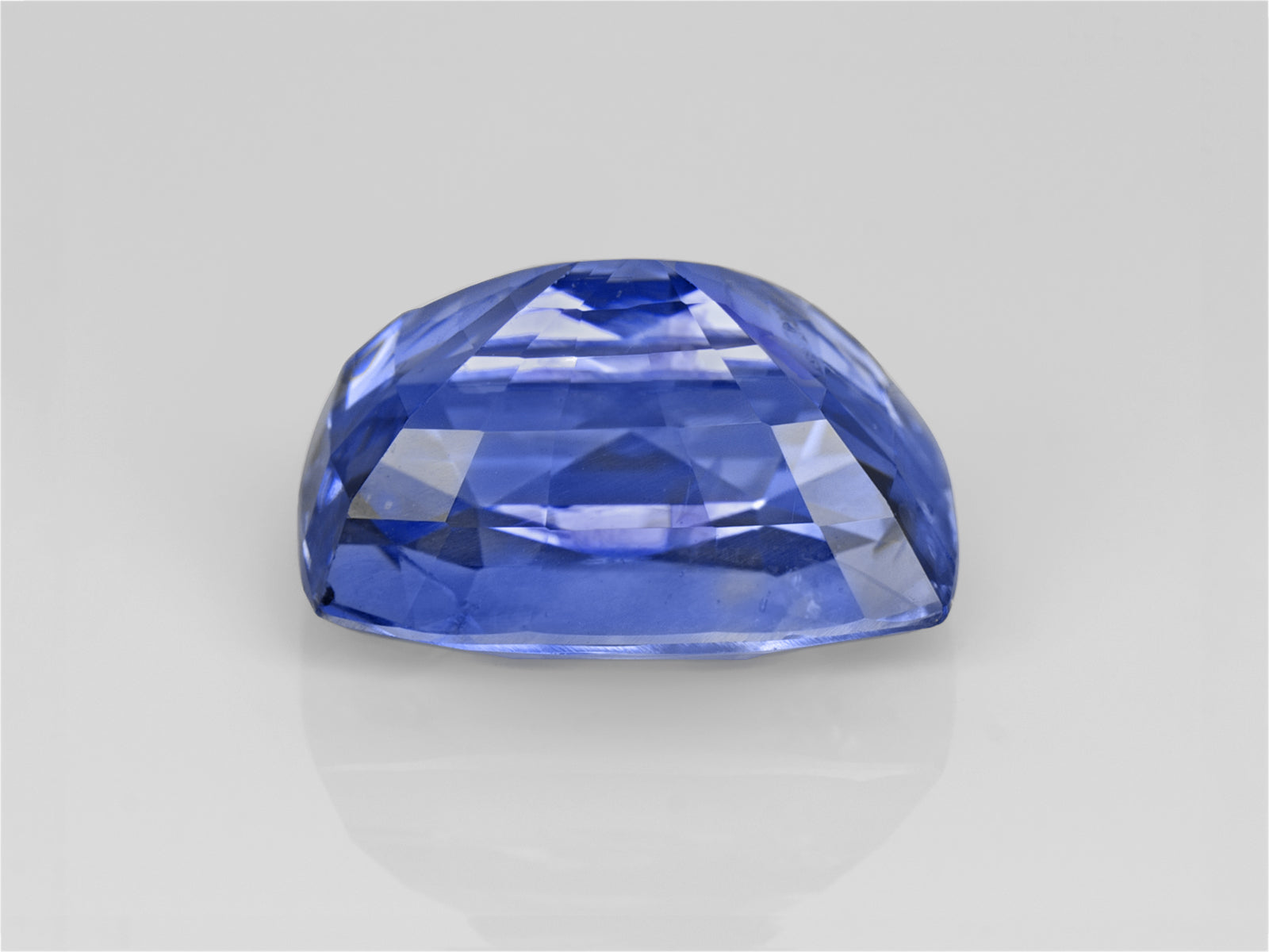 8803004-rectangular-lustrous-intense-blue-grs-sri-lanka-natural-blue-sapphire-9.60-ct