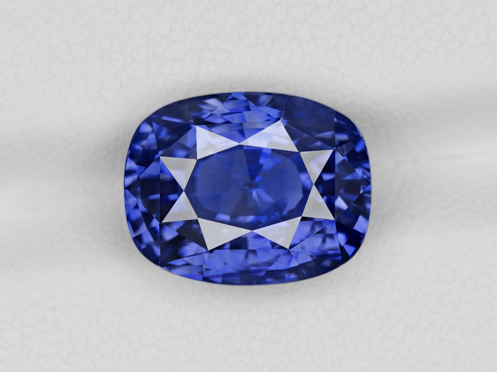 8803006-cushion-fiery-vivid-royal-blue-grs-madagascar-natural-blue-sapphire-10.34-ct