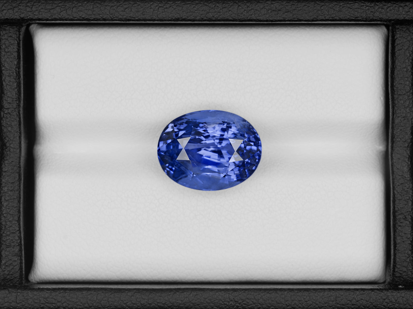 8803010-oval-lustrous-intense-blue-gia-grs-sri-lanka-natural-blue-sapphire-10.61-ct