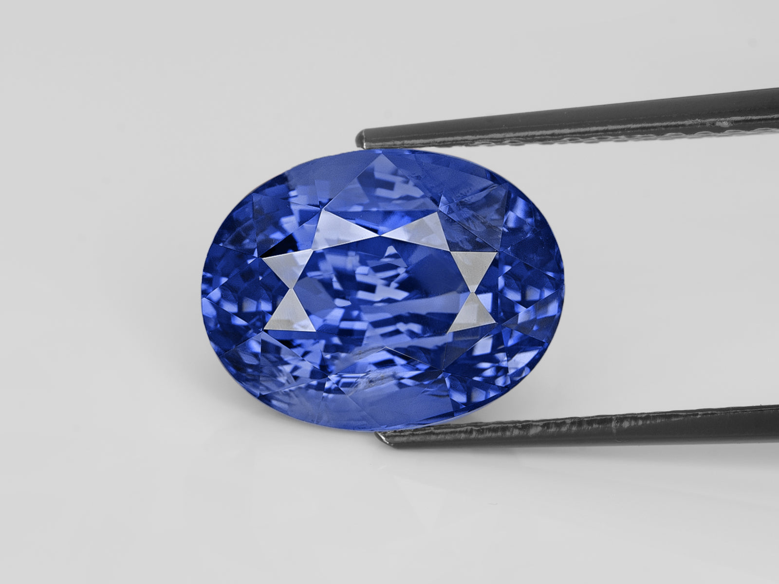 8803010-oval-lustrous-intense-blue-gia-grs-sri-lanka-natural-blue-sapphire-10.61-ct