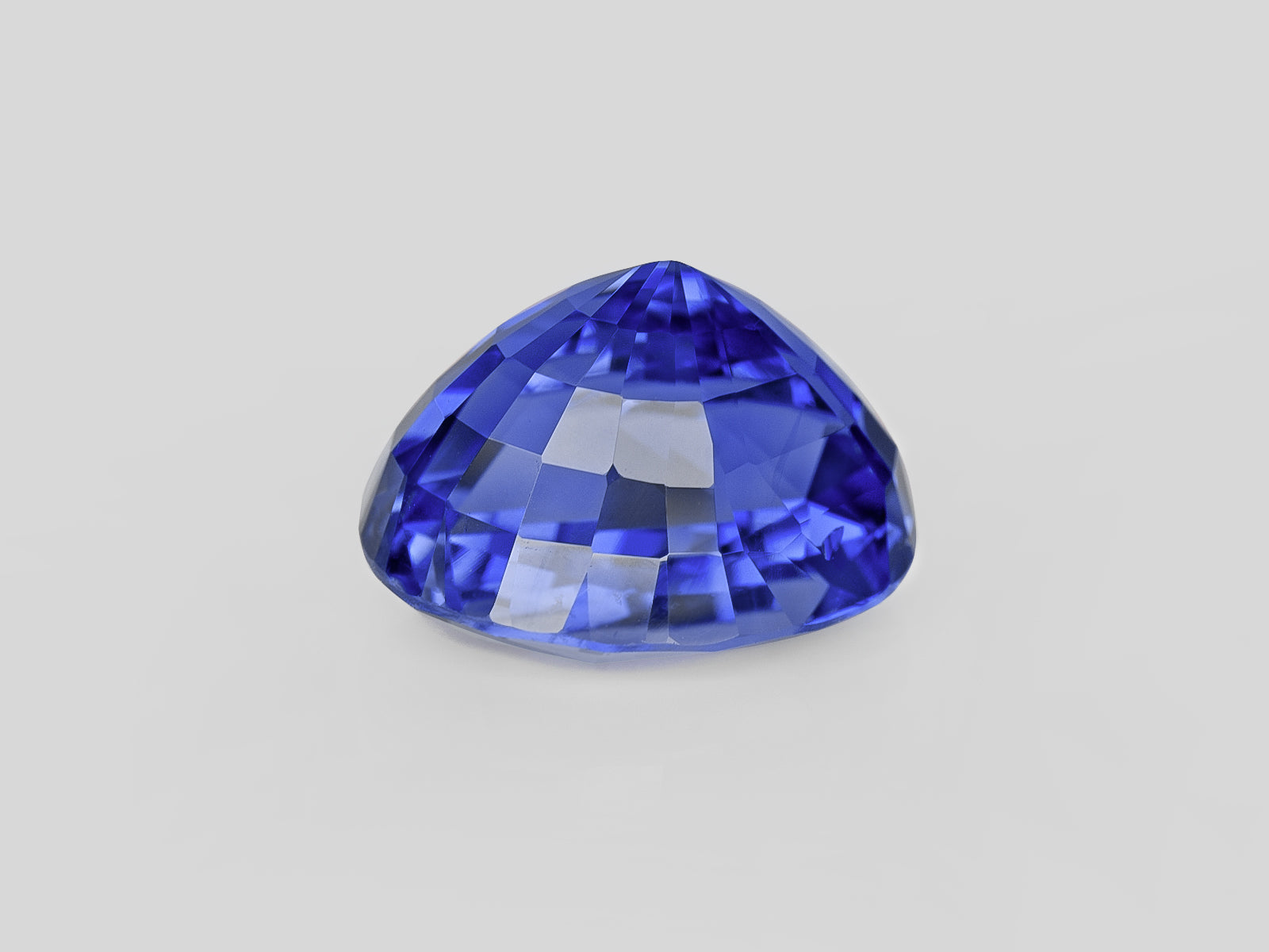8803011-oval-fiery-intense-blue-sri-lanka-natural-blue-sapphire-11.06-ct