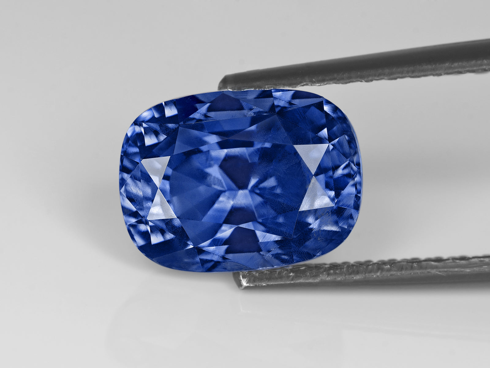 8803025-cushion-fiery-intense-blue-madagascar-natural-blue-sapphire-5.36-ct