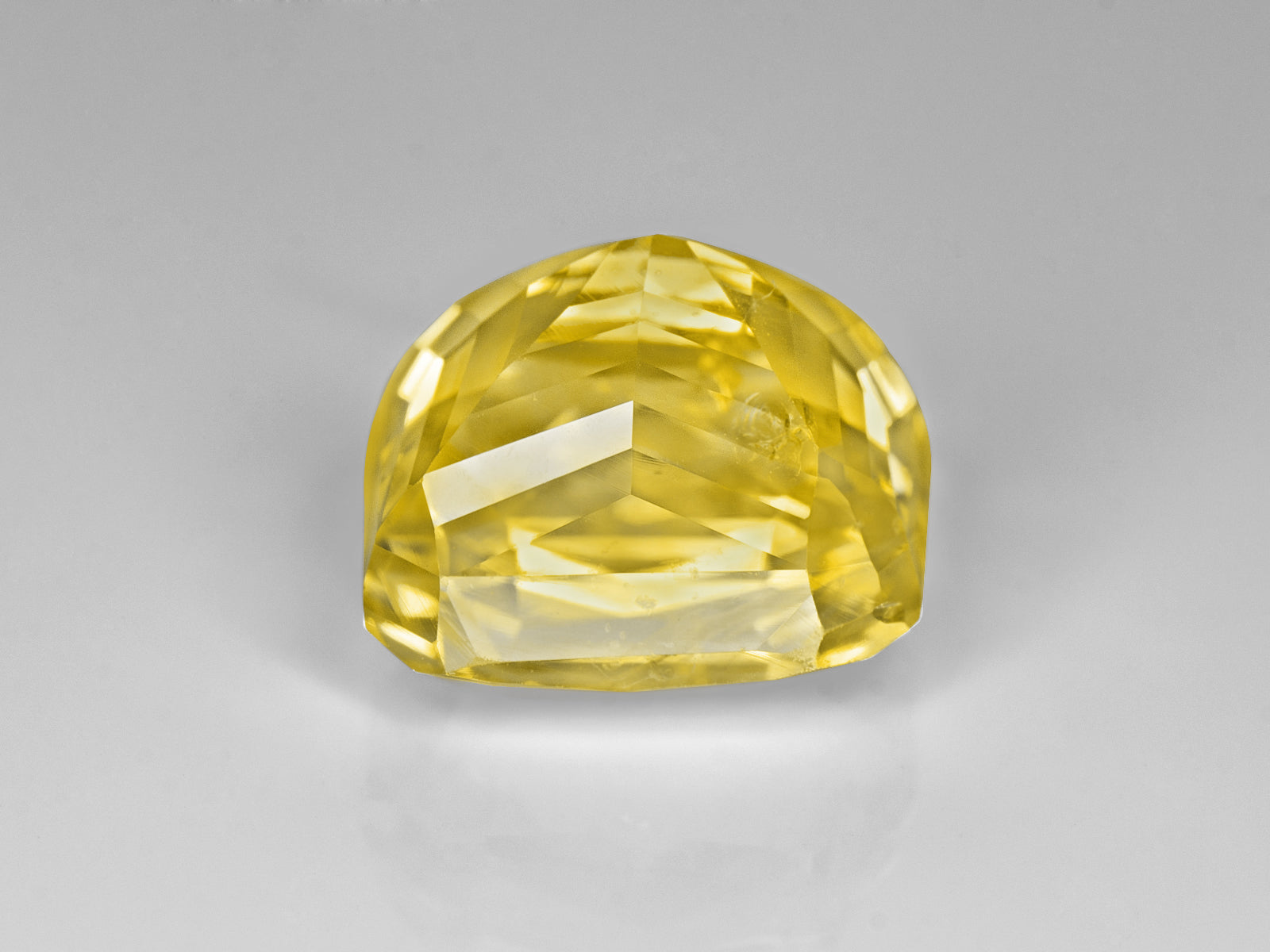 8803029-octagonal-fiery-intense-yellow-gia-sri-lanka-natural-yellow-sapphire-5.54-ct