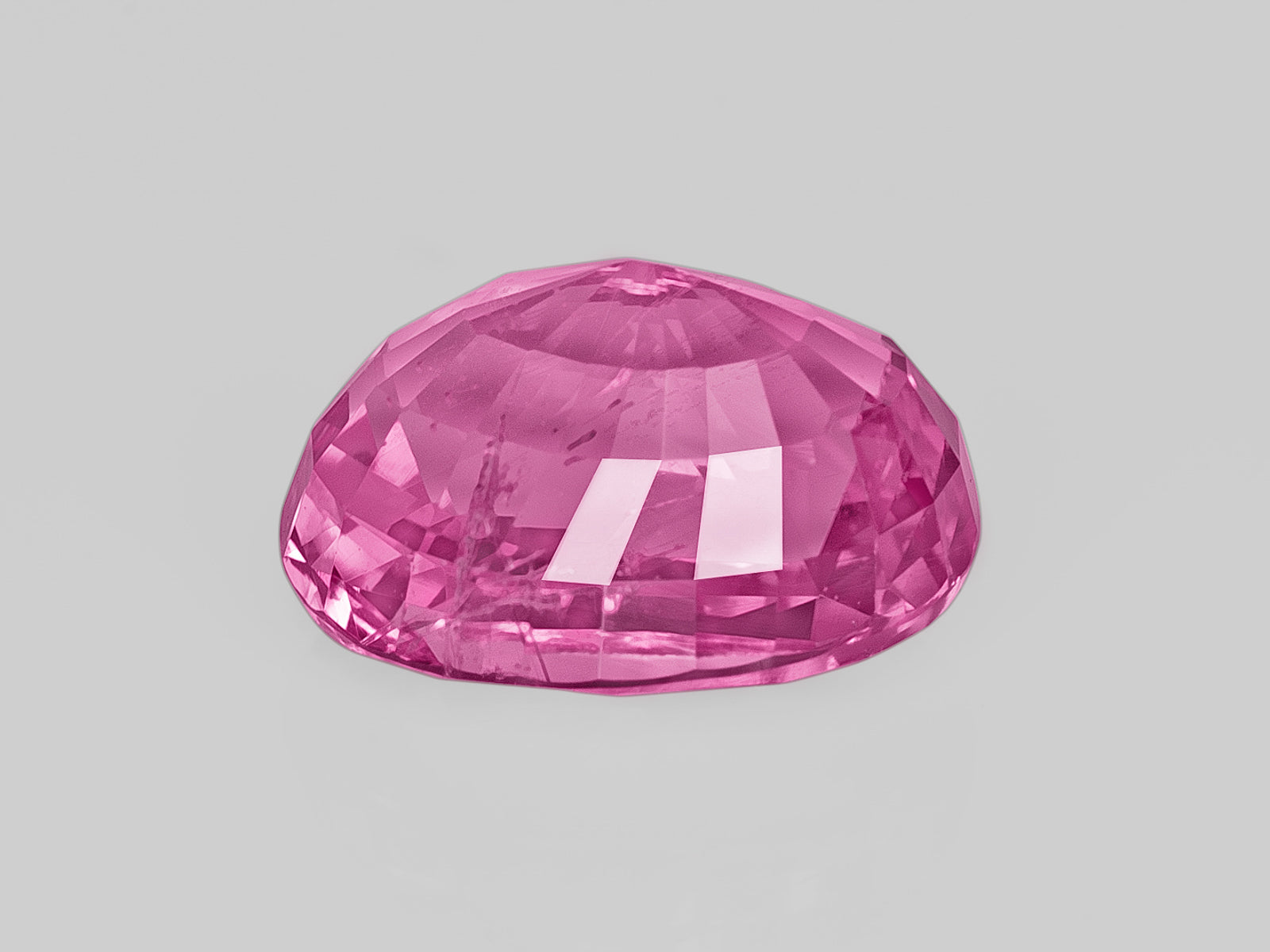 8803058-oval-fiery-intense-pink-with-slight-orangish-hue-aigs-madagascar-natural-padparadscha-3.05-ct