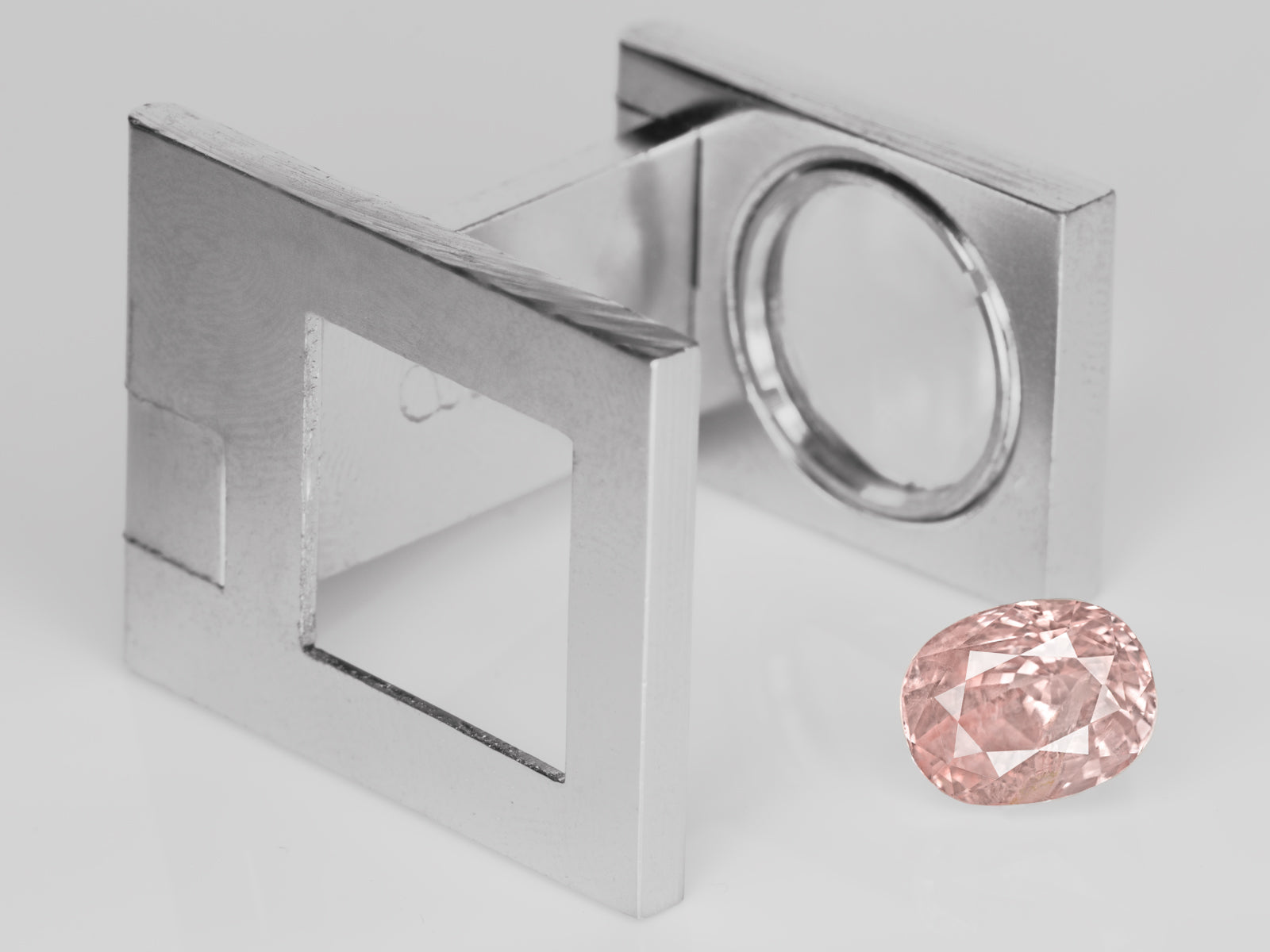 8803064-oval-pastel-pinkish-orange-grs-sri-lanka-natural-padparadscha-4.81-ct