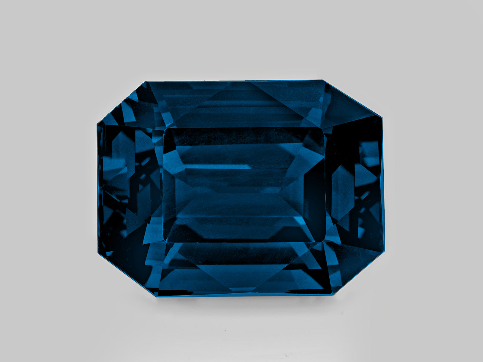 8803068-octagonal-dark-blue-gia-madagascar-natural-spinel-11.39-ct