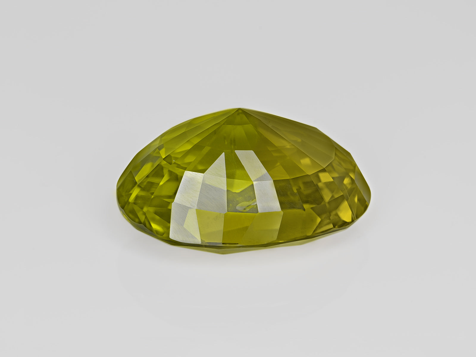 8803080-oval-intense-yellowish-green-changing-to-brownish-yellow-gia-madagascar-natural-alexandrite-9.97-ct