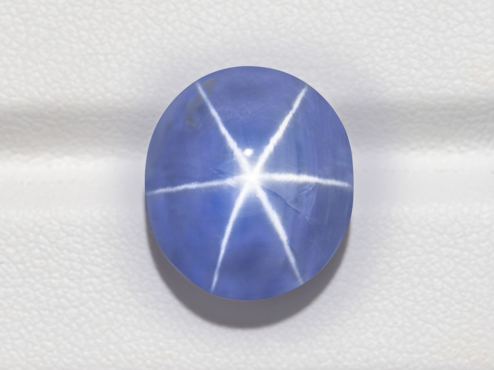 8803082-cabochon-violetish-blue-aigs-sri-lanka-natural-blue-star-sapphire-33.24-ct