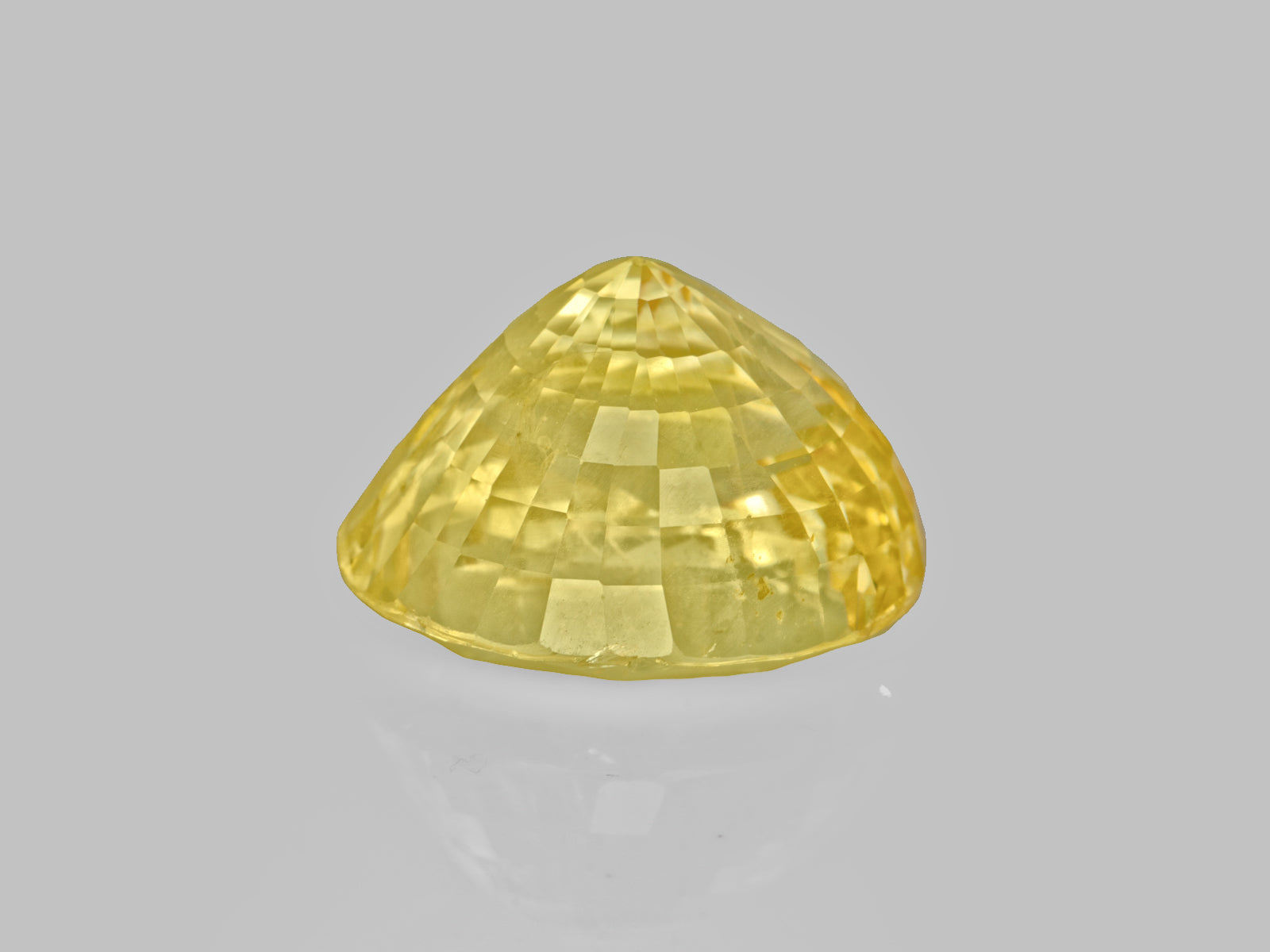 8803109-oval-fiery-intense-yellow-igi-sri-lanka-natural-yellow-sapphire-12.69-ct