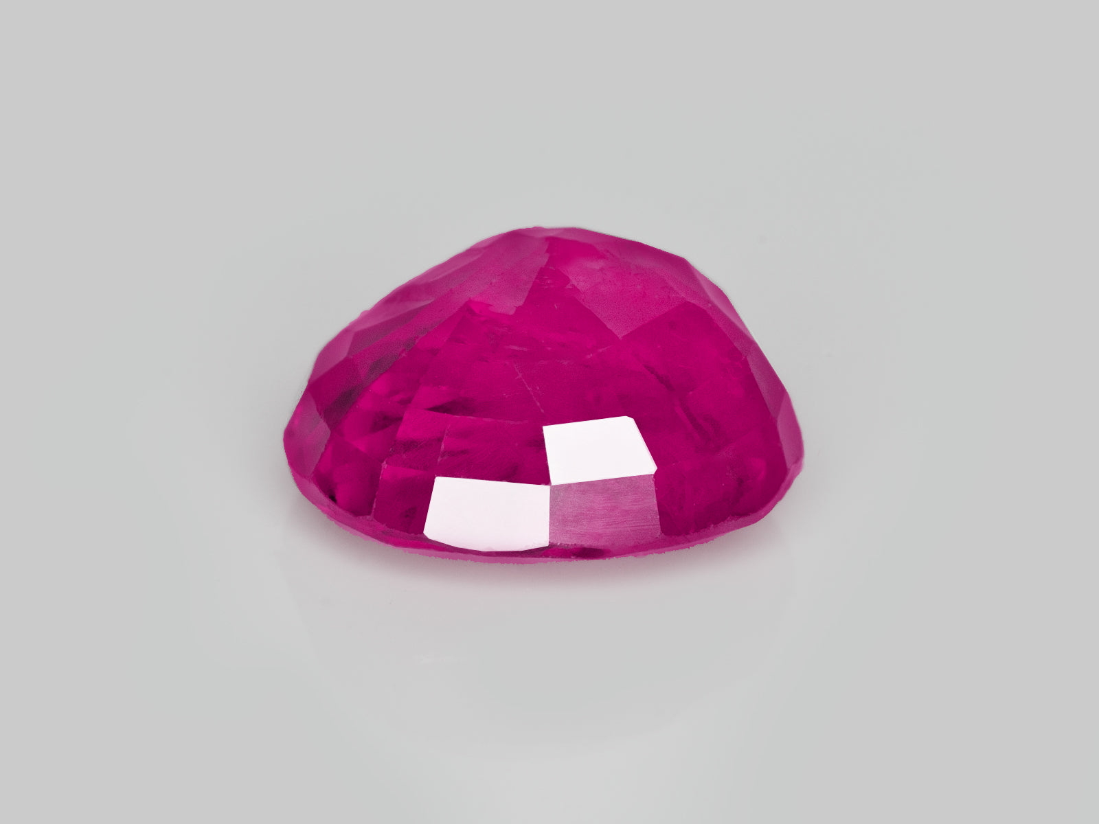 8803119-oval-deep-pinkish-red-igi-burma-natural-ruby-1.41-ct