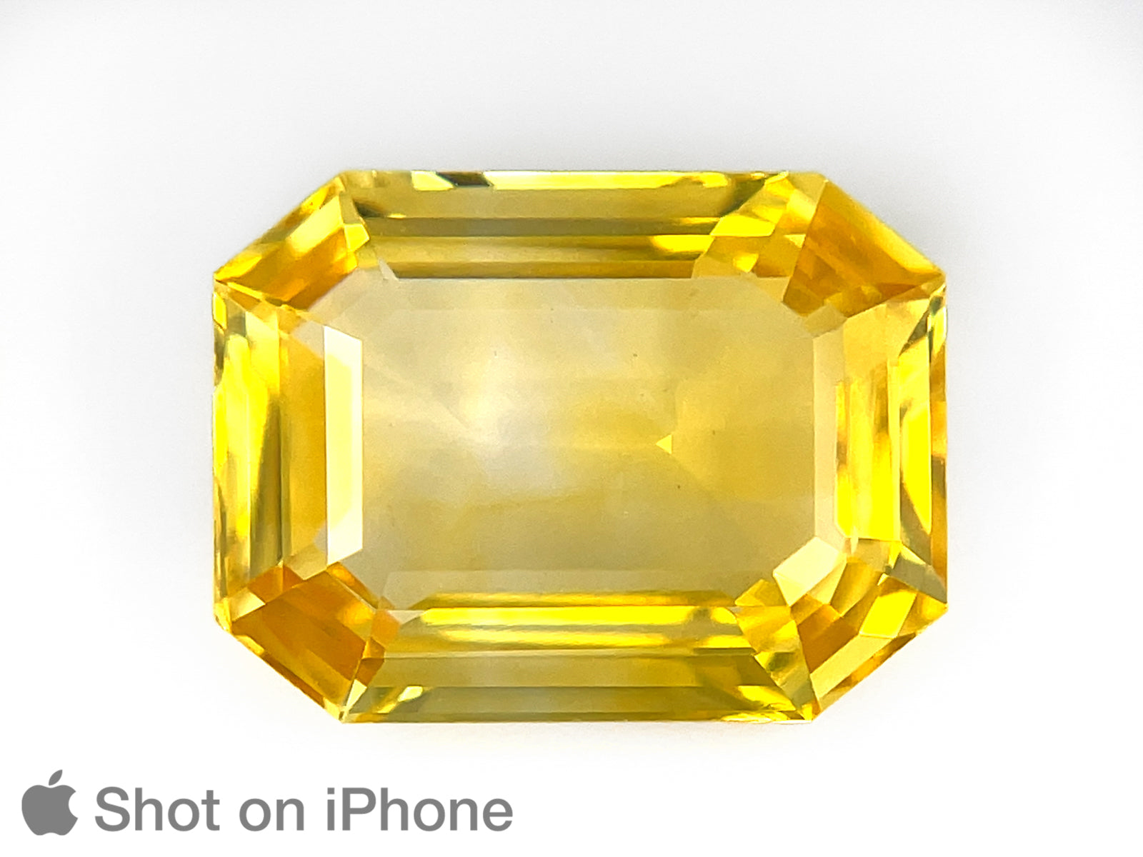 8803200-octagonal-lively-intense-yellow-gii-sri-lanka-natural-yellow-sapphire-8.04-ct