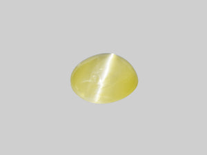 8801042-cabochon-intense-greenish-yellow-igi-india-natural-chrysoberyl-cat's-eye-4.89-ct