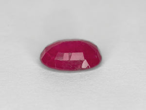 8800214-oval-deep-pinkish-red-igi-burma-natural-ruby-2.26-ct